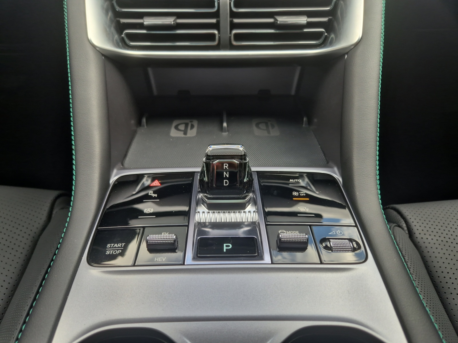 BYD Seal U DM-i Design AWD-image-21