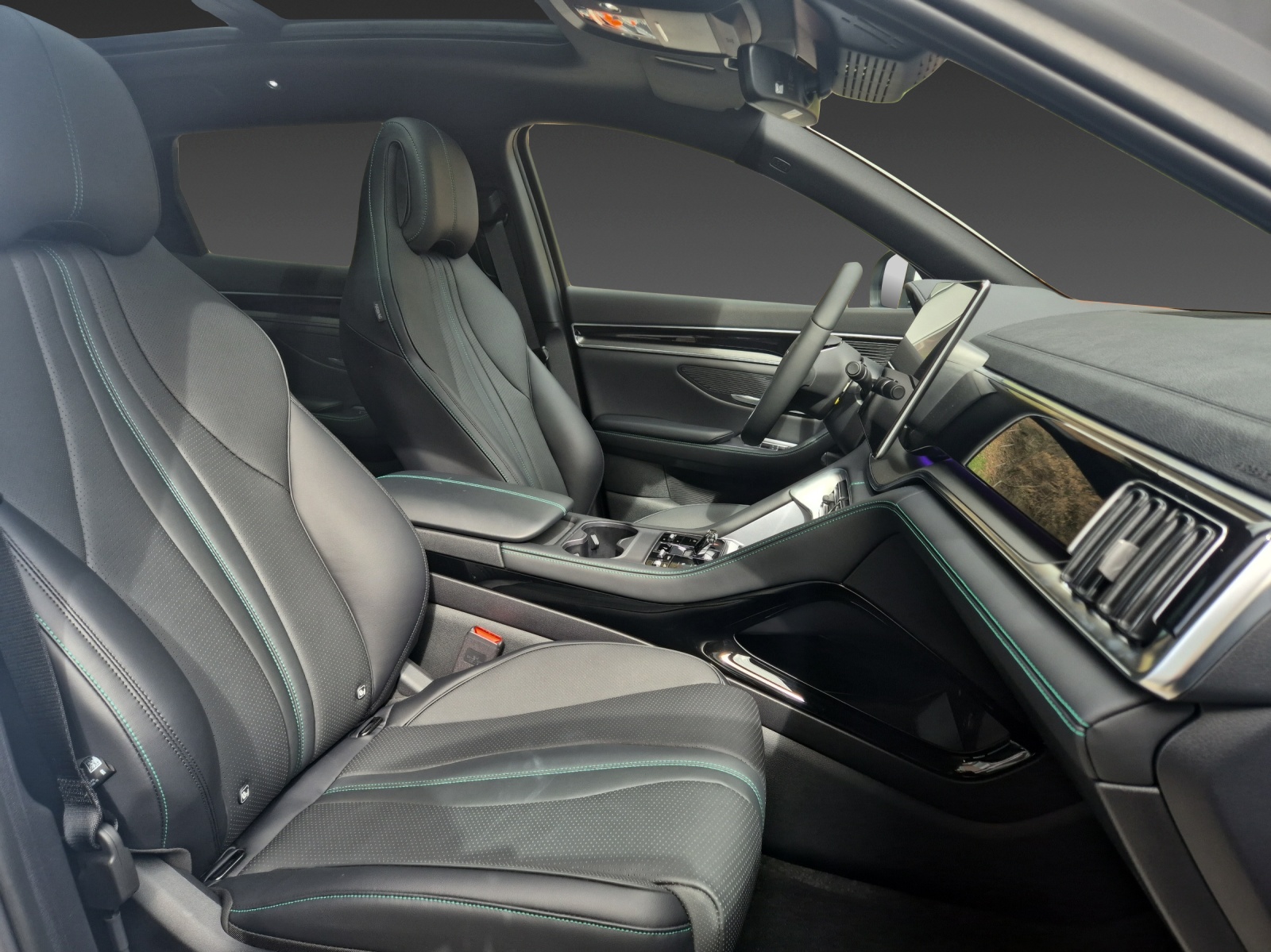 BYD Seal U DM-i Design AWD-image-14