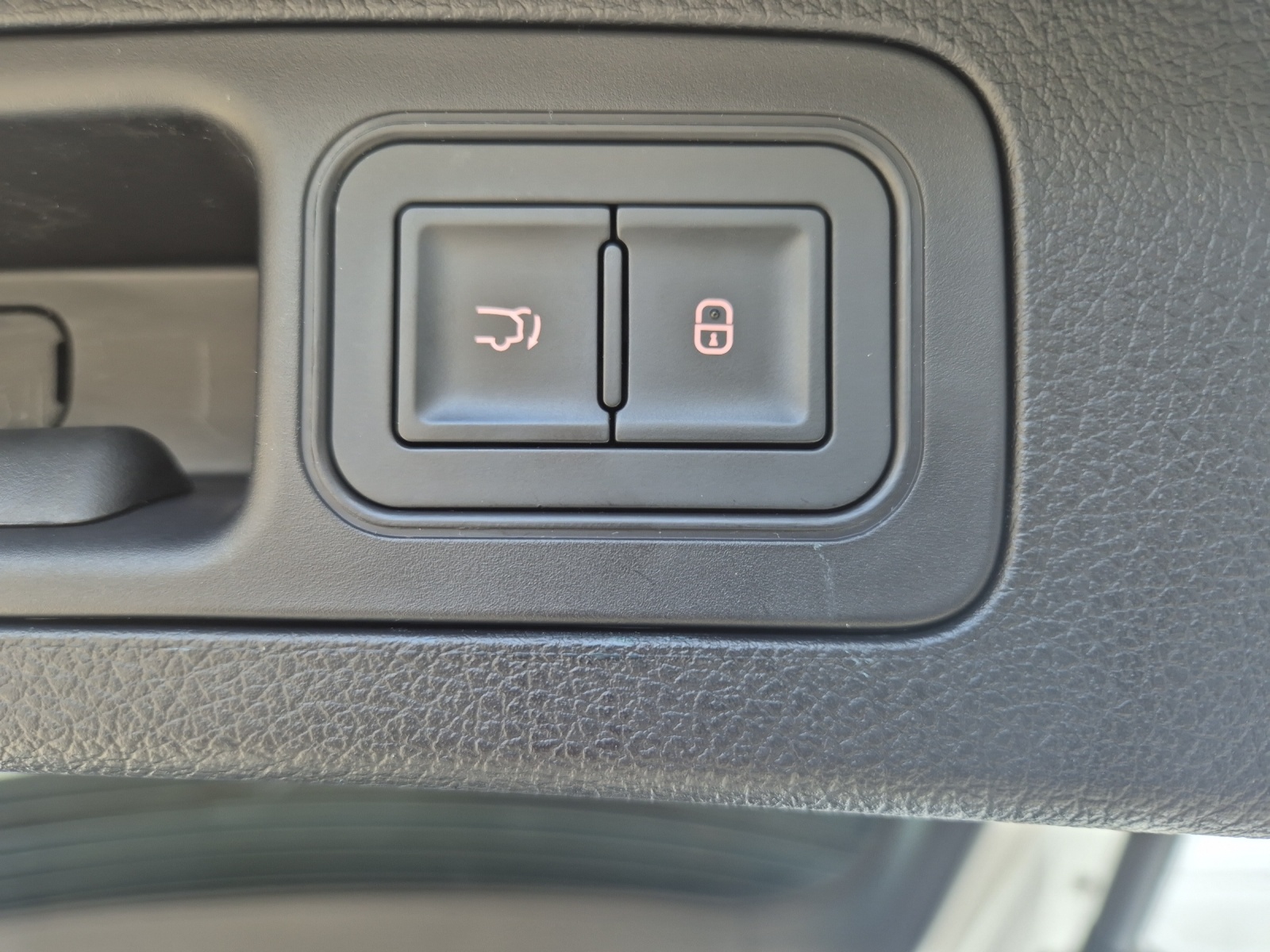 BYD Seal U DM-i Design AWD-image-5