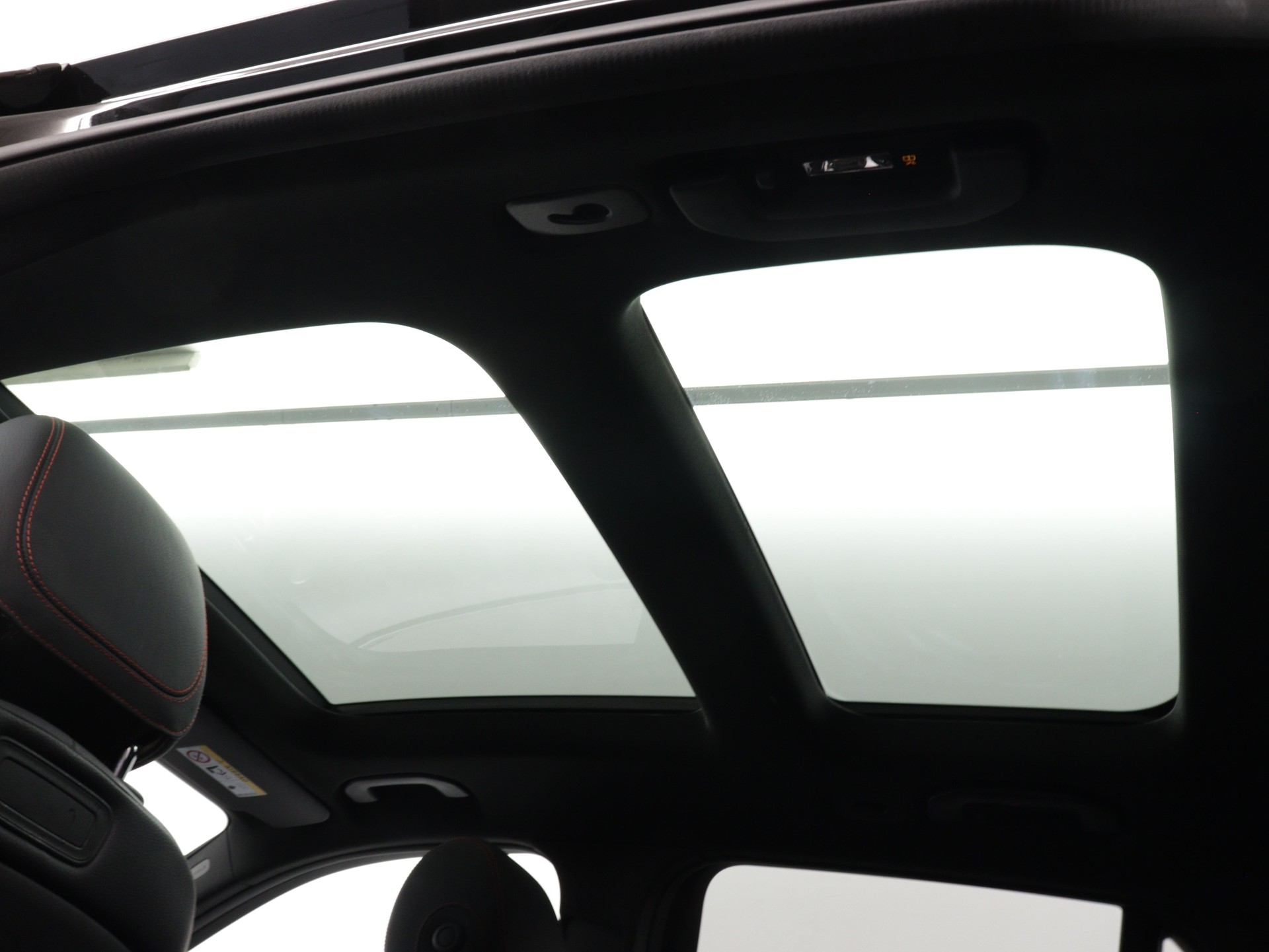 MERCEDES-BENZ GLC 43 AMG 4m-image-12