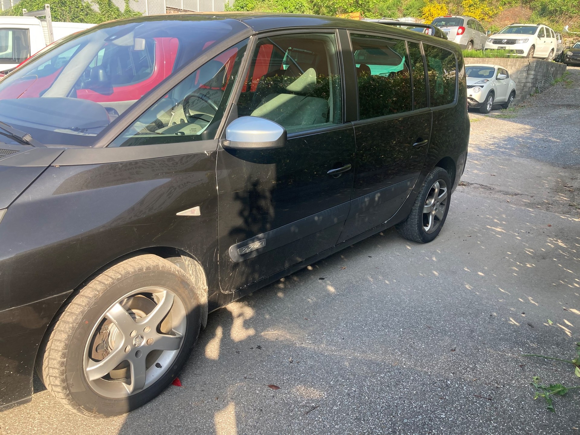 RENAULT Espace 2.2 dCi Dynamique-image-3