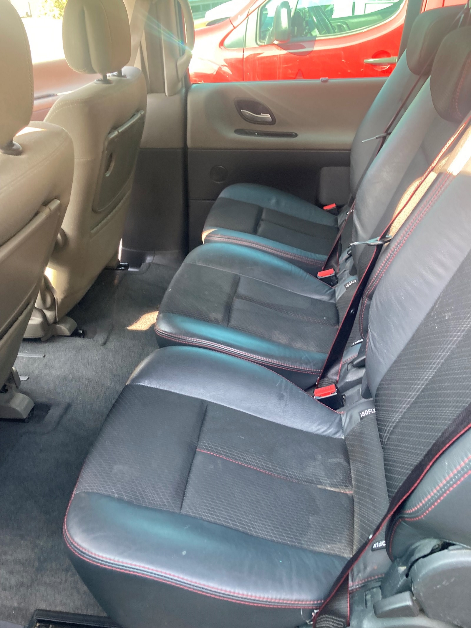 RENAULT Espace 2.2 dCi Dynamique-image-8