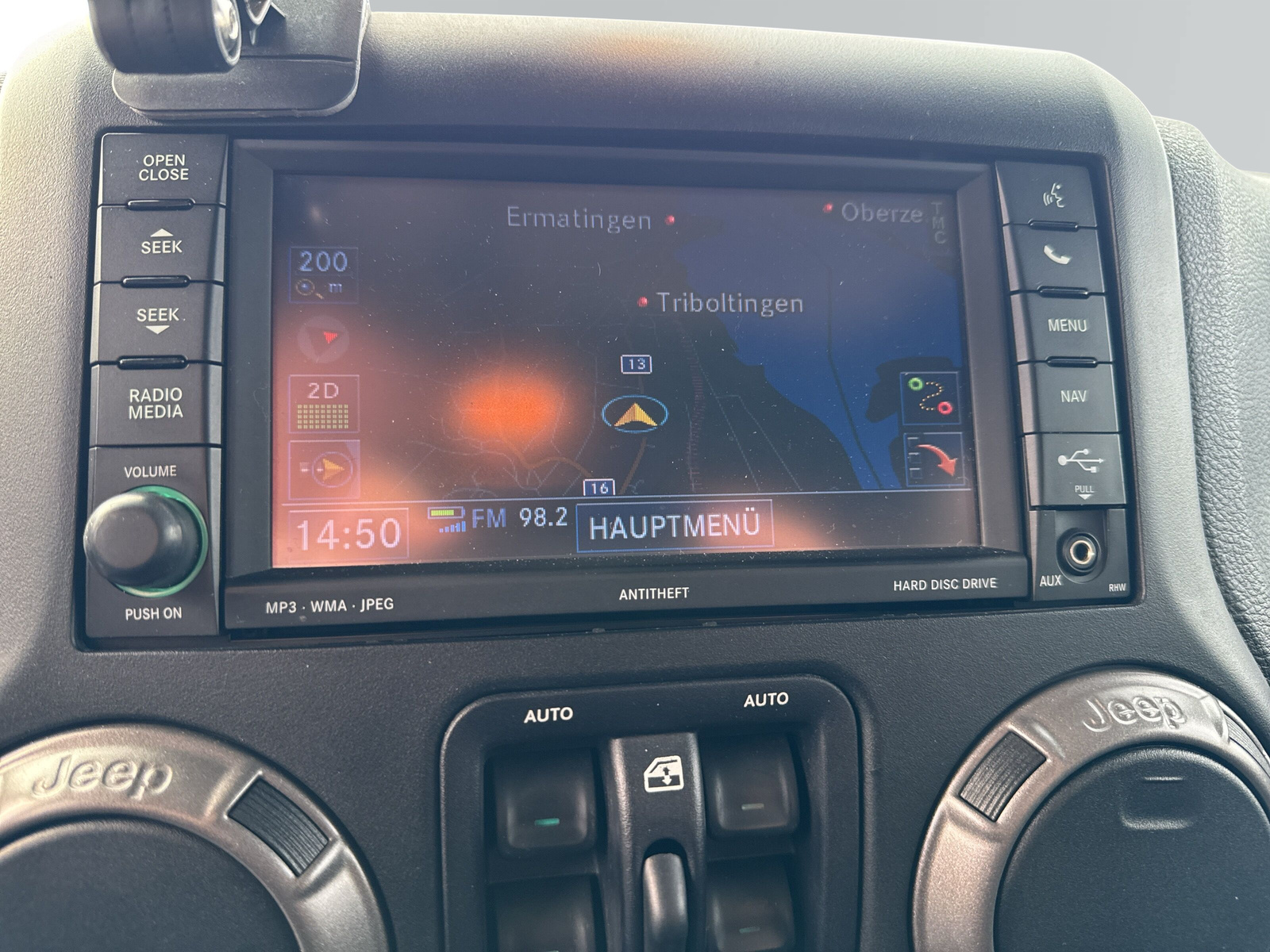 JEEP Wrangler 3.6 V6 Sahara Unlimited-image-13