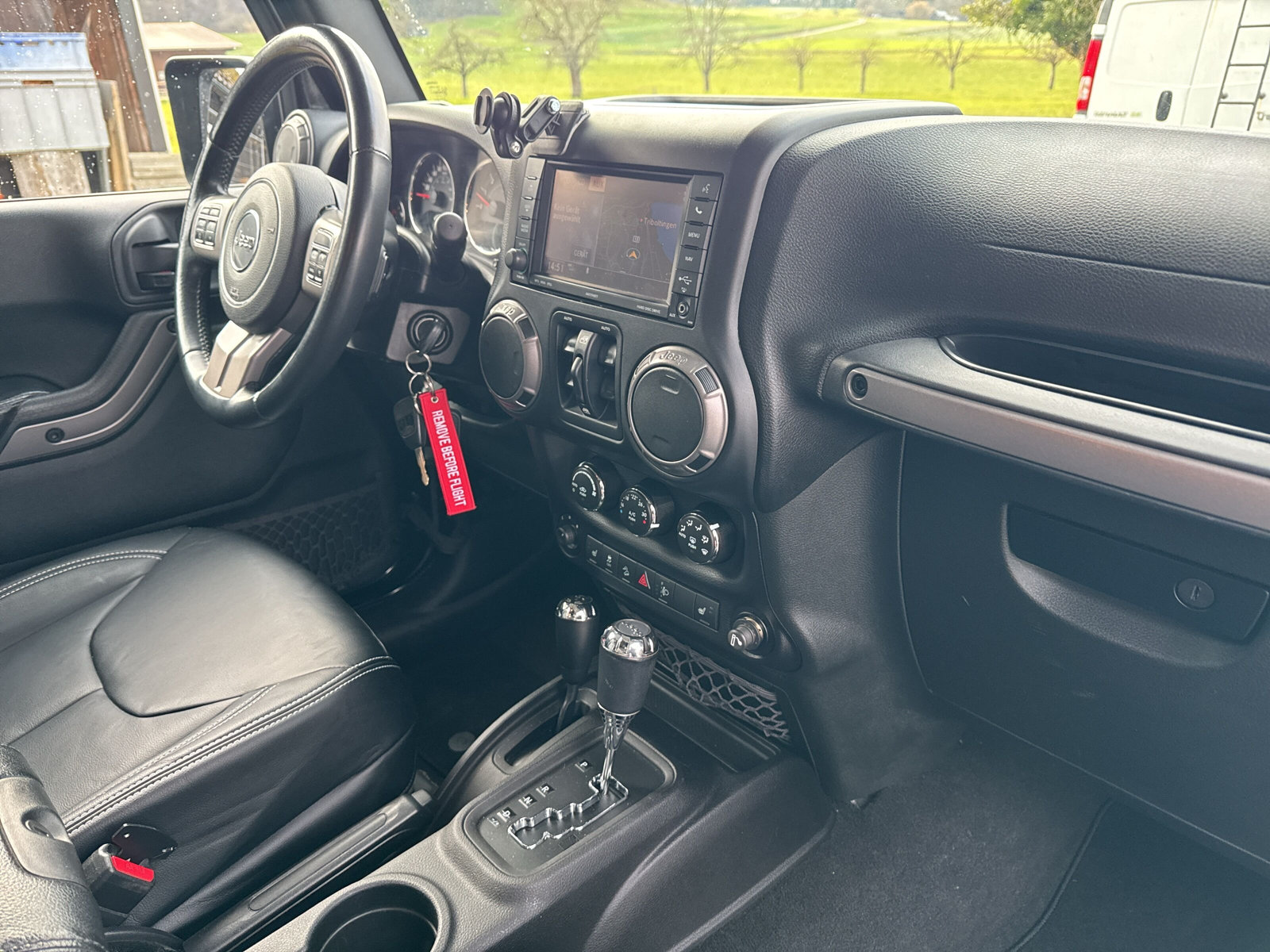 JEEP Wrangler 3.6 V6 Sahara Unlimited-image-10