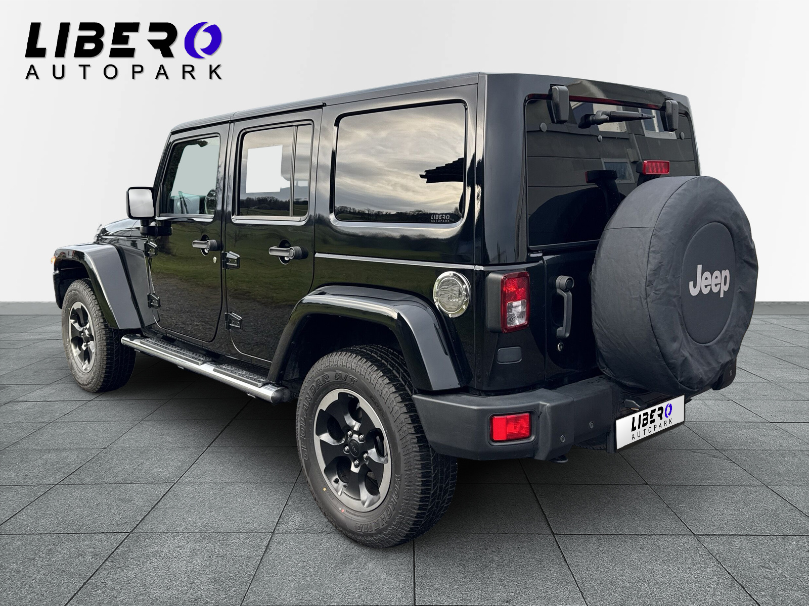 JEEP Wrangler 3.6 V6 Sahara Unlimited-image-2
