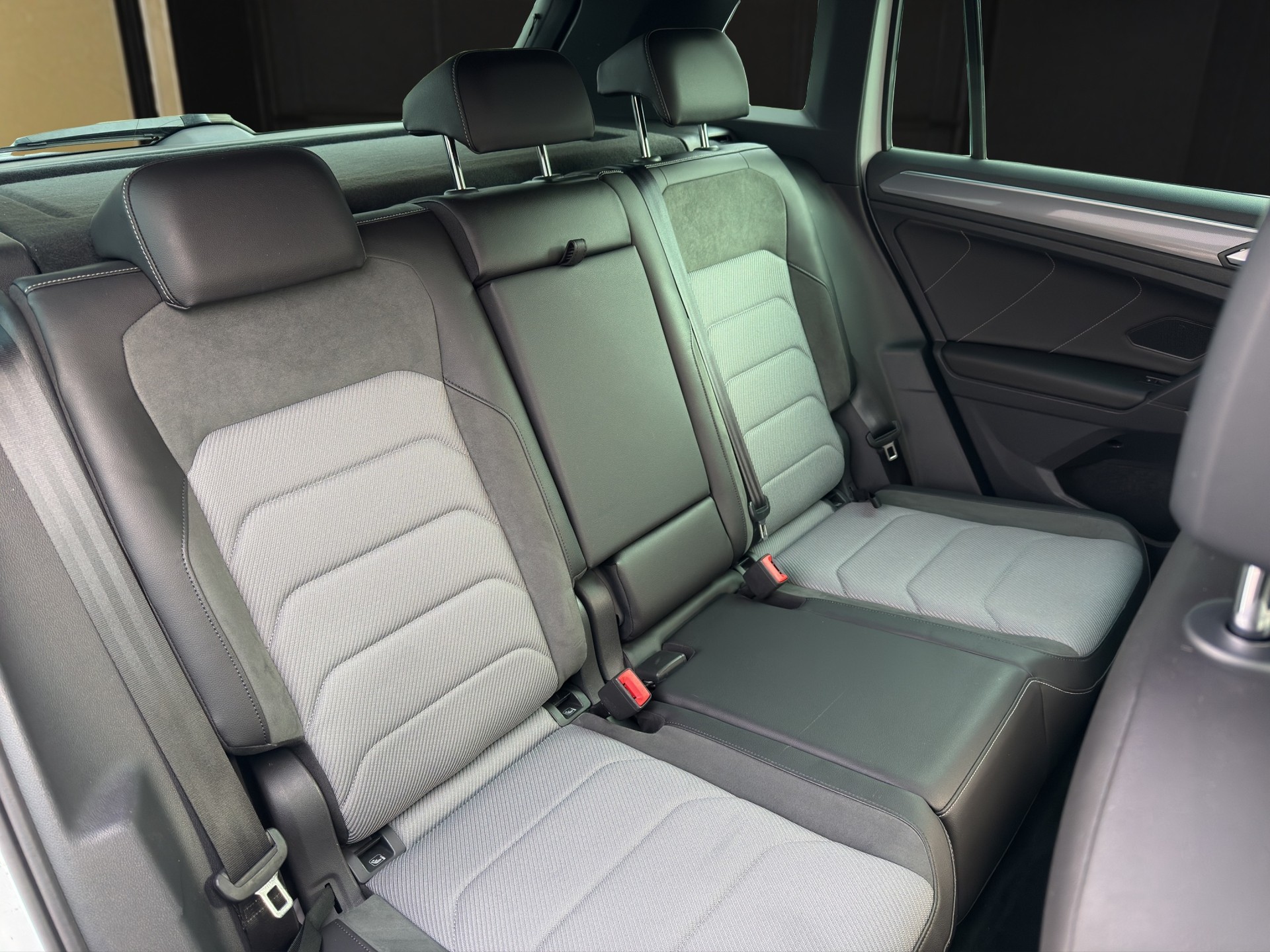 VW Tiguan 2.0 TSI Highline DSG-image-12