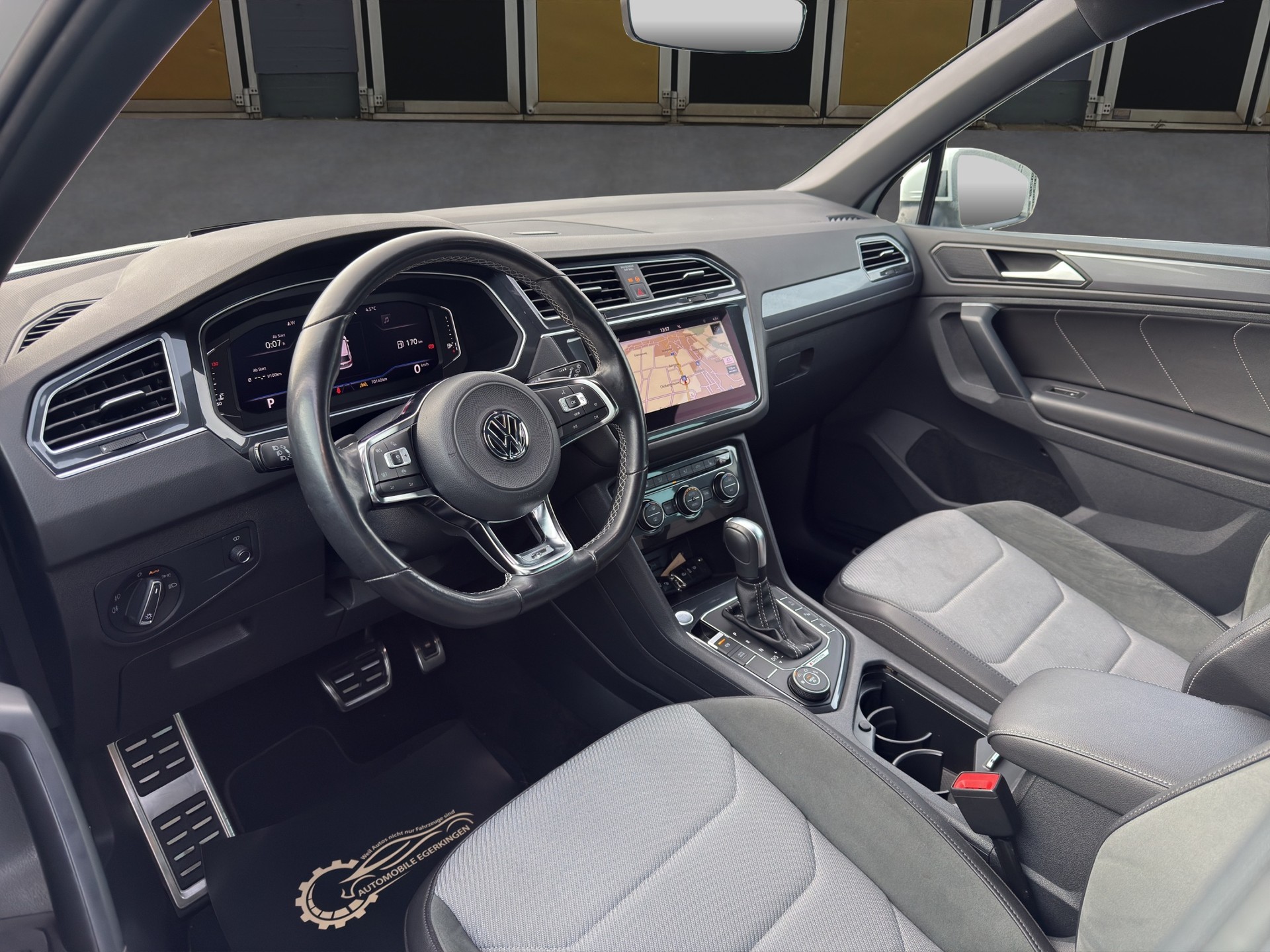 VW Tiguan 2.0 TSI Highline DSG-image-8