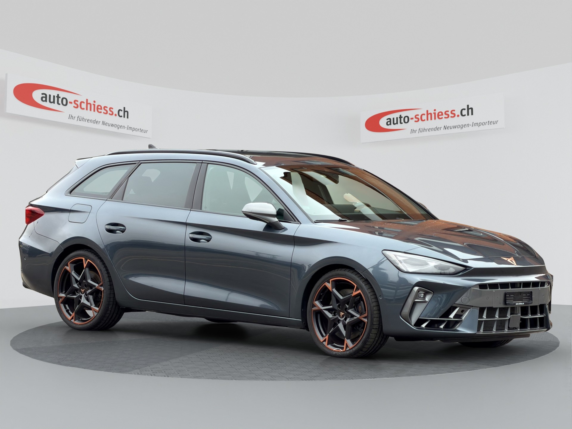CUPRA LEON ST 2.0 TSI VZ DSG 4Drive-image-0