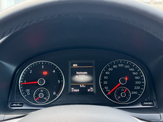 VW Caddy 2.0 TDI Liberty-image-9