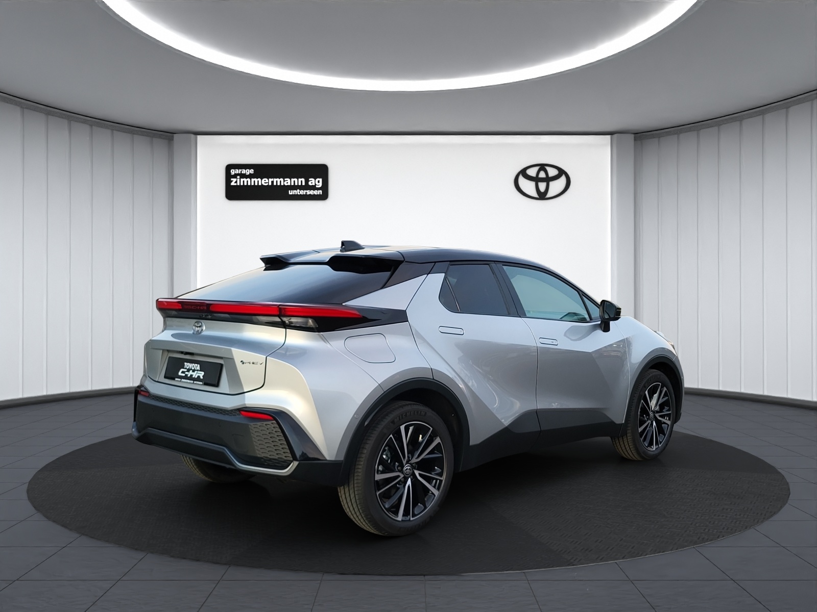 TOYOTA C-HR 2.0 PHEV Style-image-6