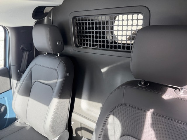 LAND ROVER Defender 90 3.0 D I6 250 Hardtop S-image-8