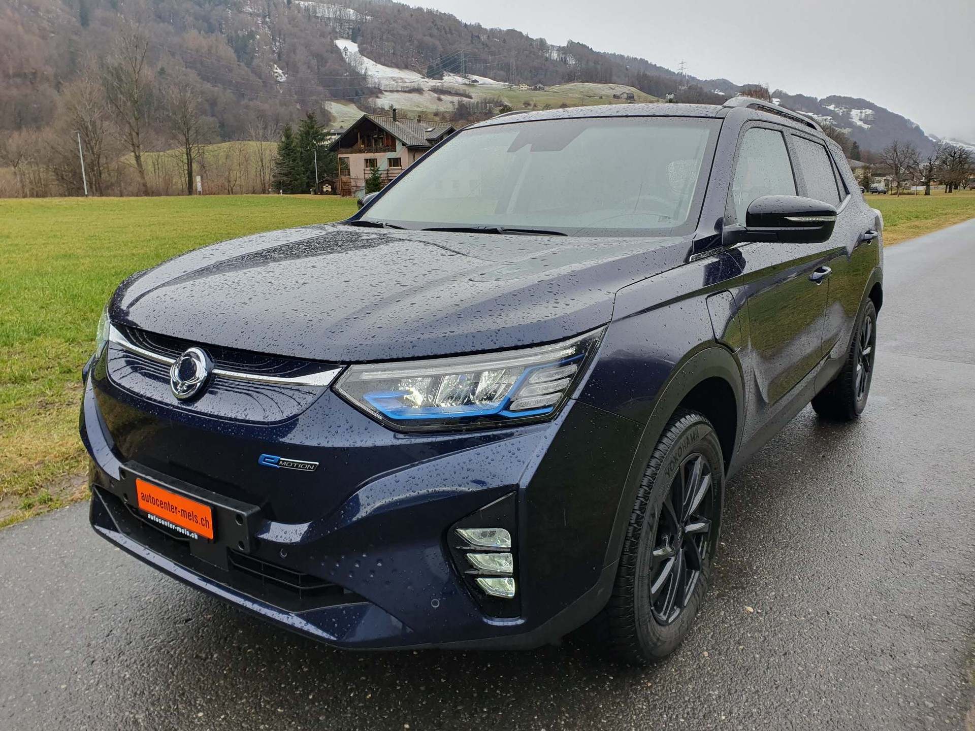 KGM-SsangYong Korando eMotion Titanium-image-3