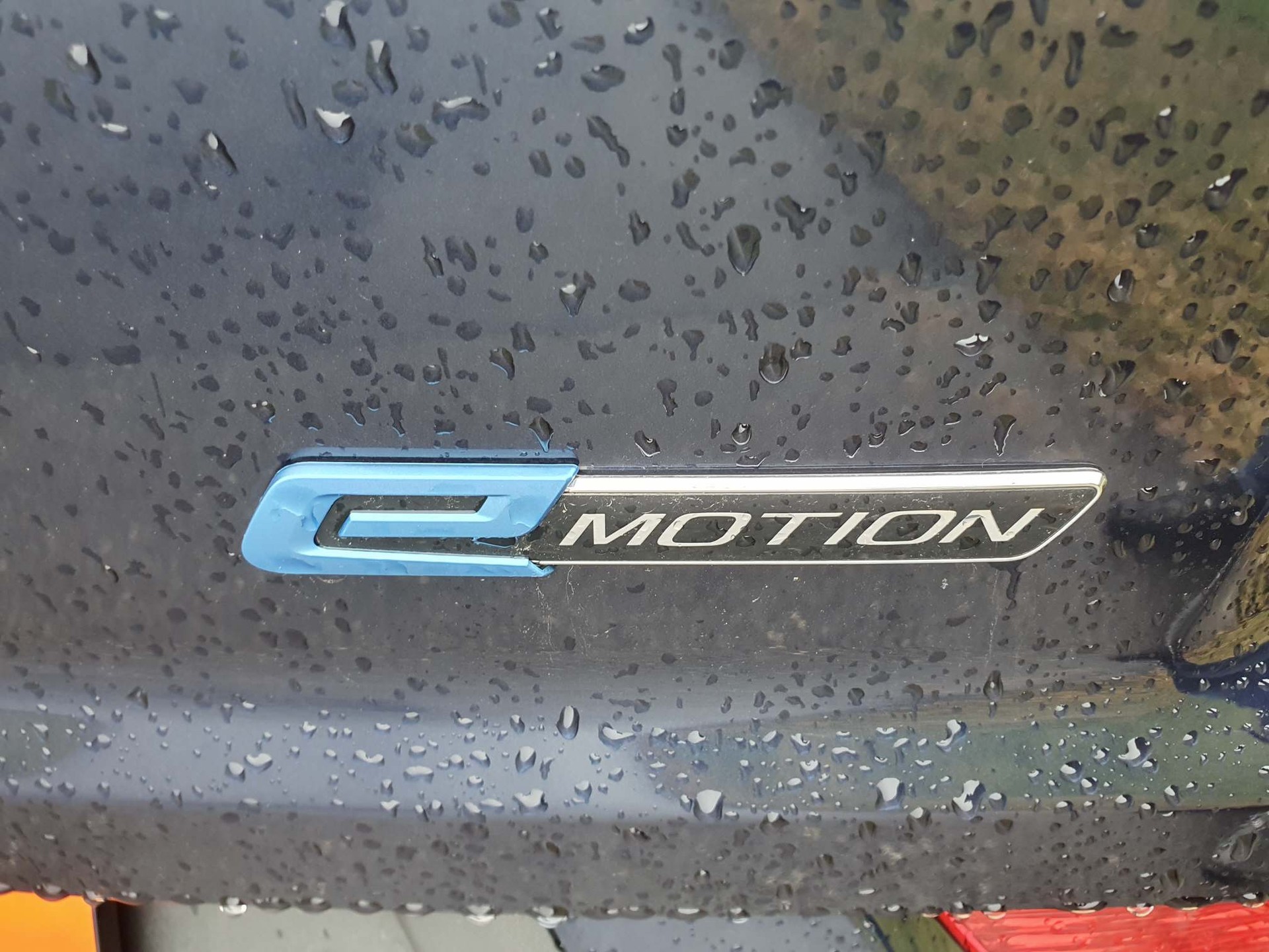 KGM-SsangYong Korando eMotion Titanium-image-8
