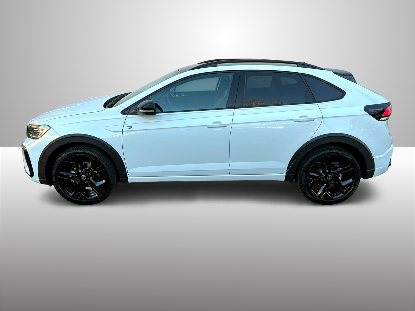 VW Taigo 1.0 TSI R-Line DSG-image-2