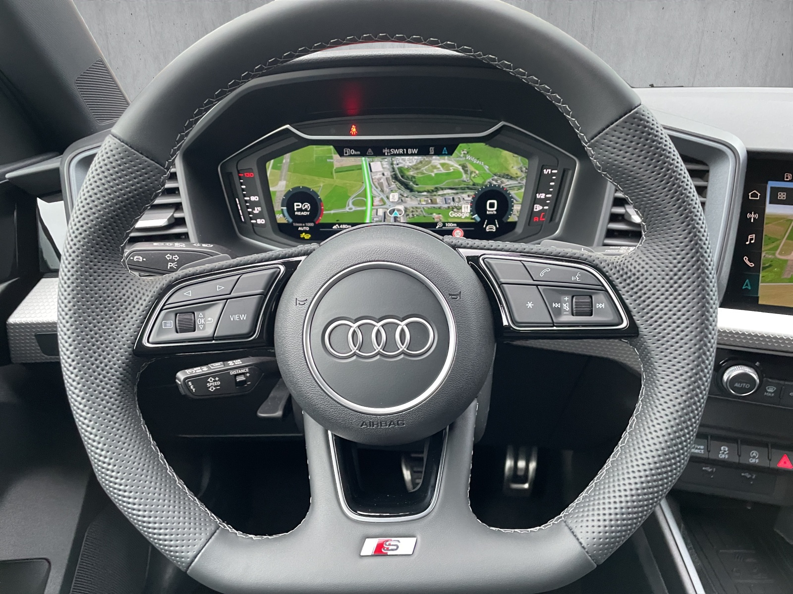 AUDI A1 Sportback 30 TFSI S Line Attraction S-tronic-image-10