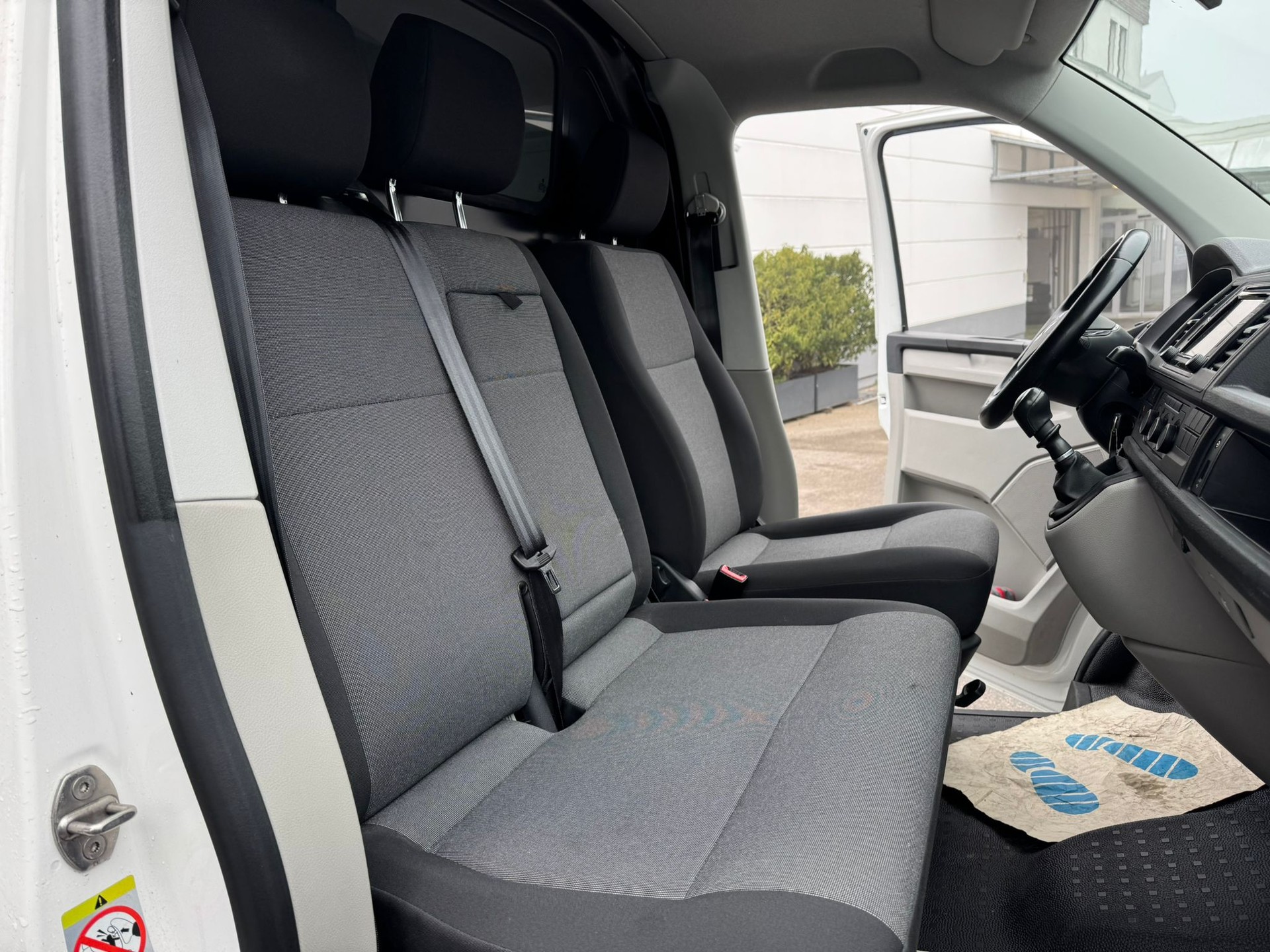 VW T6 2.0 TDI-image-10