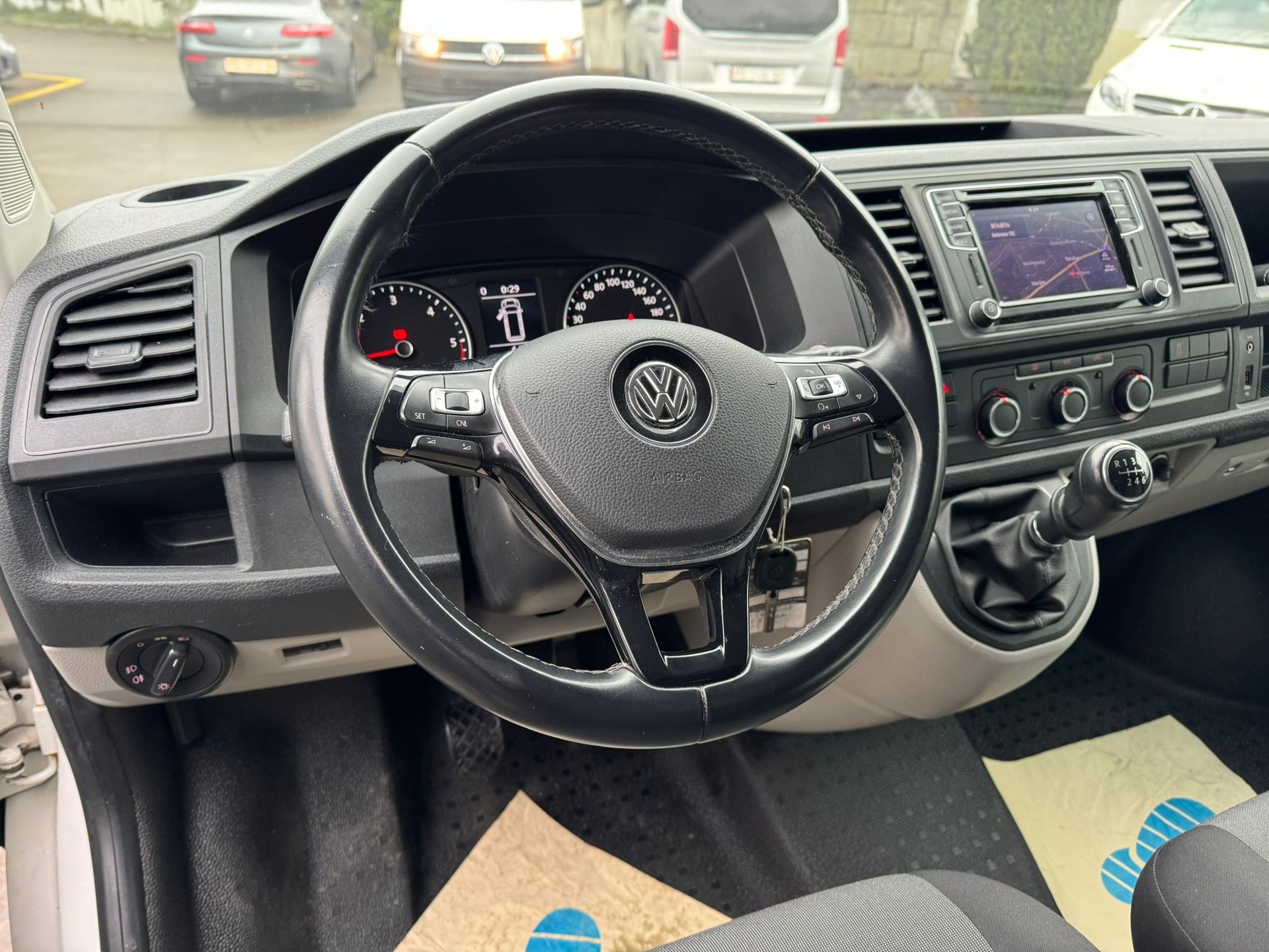 VW T6 2.0 TDI-image-12