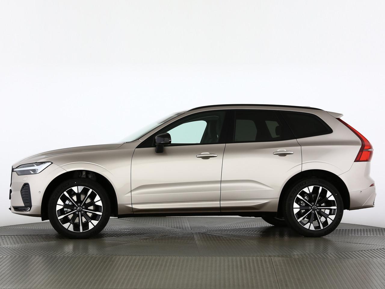 VOLVO XC60 2.0 B5 MH Ultra Dark AWD-image-2