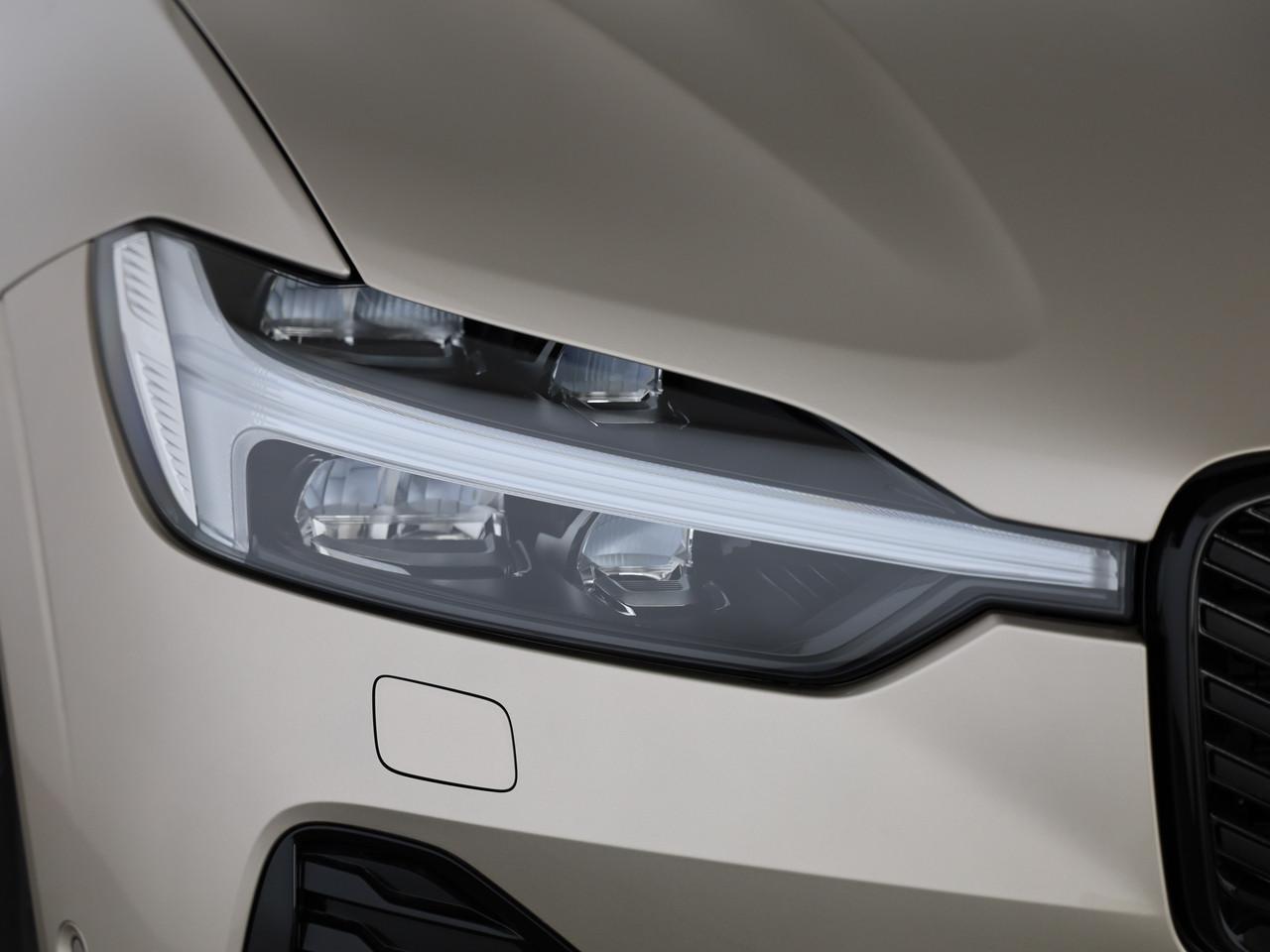 VOLVO XC60 2.0 B5 MH Ultra Dark AWD-image-5