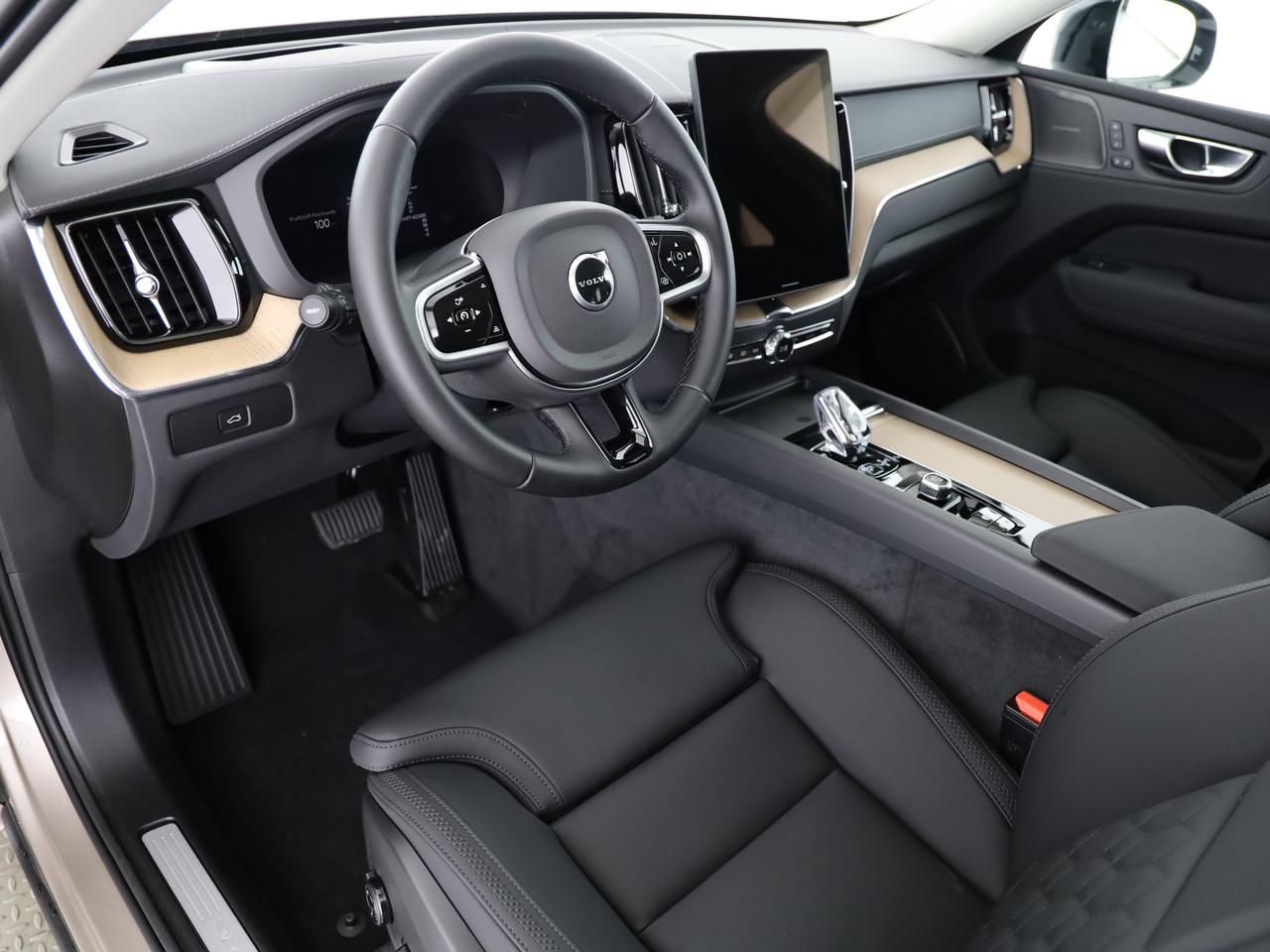 VOLVO XC60 2.0 B5 MH Ultra Dark AWD-image-9