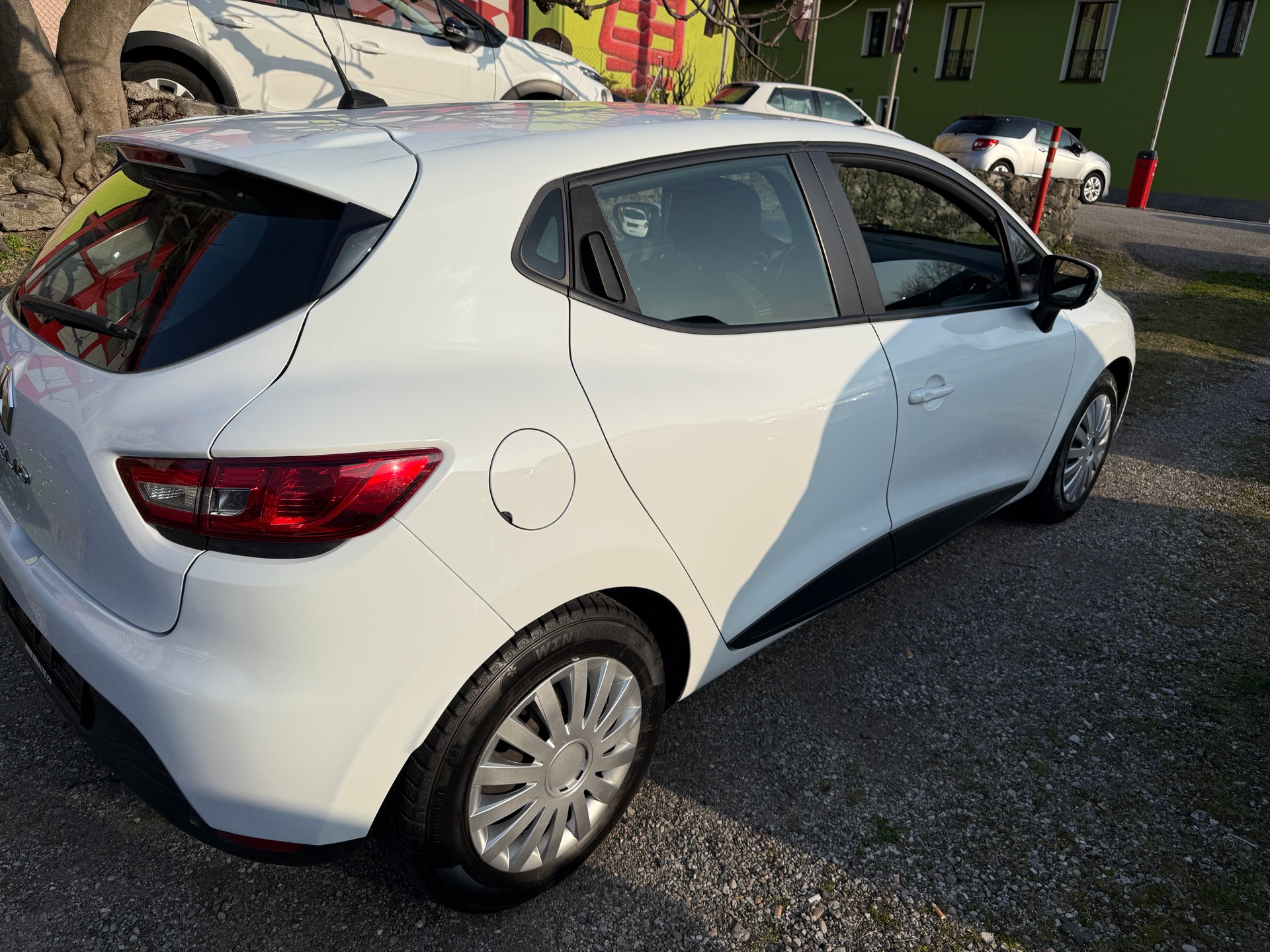RENAULT Clio 1.2 16V Authentique-image-2
