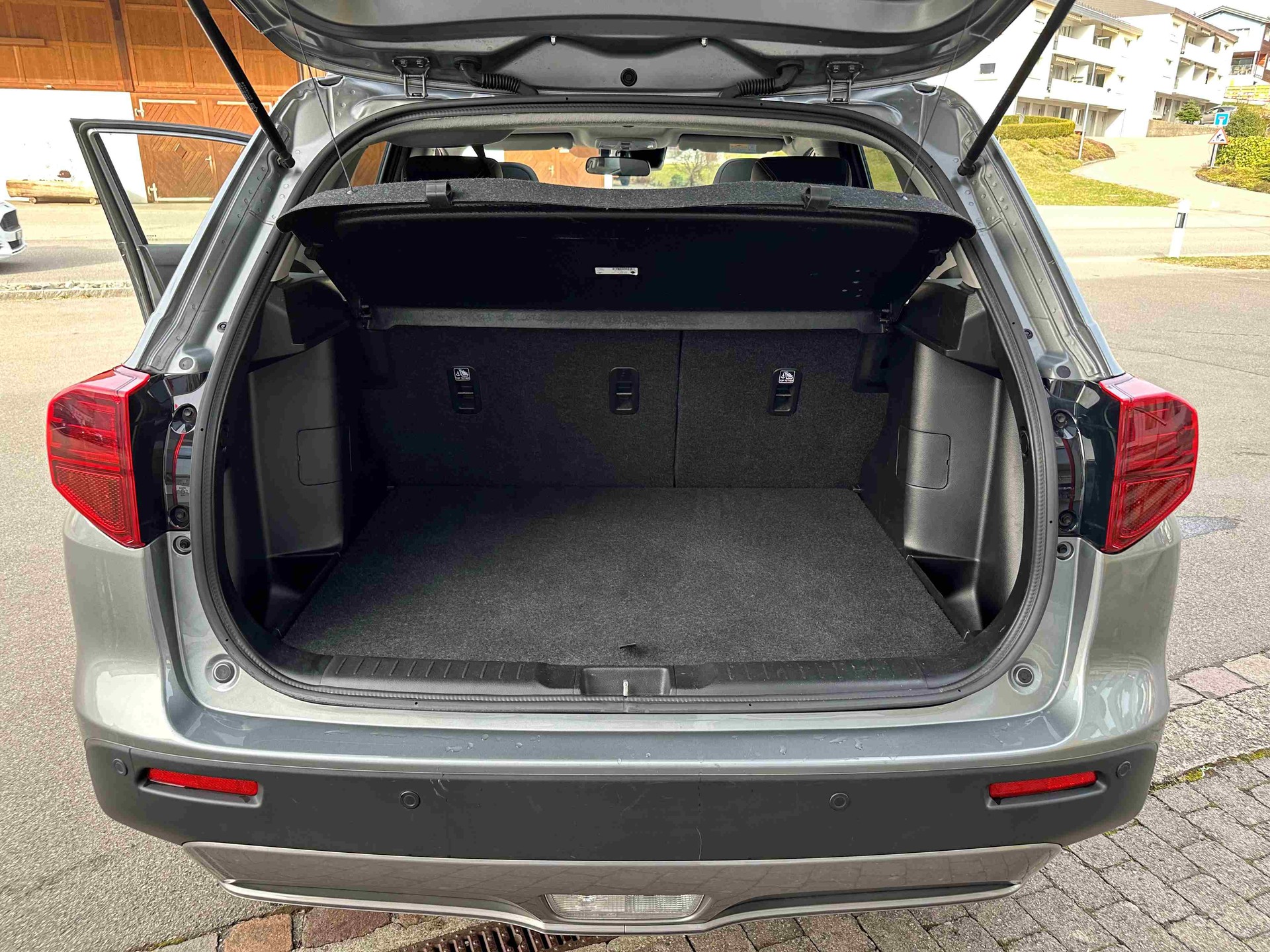SUZUKI Vitara 1.4 T Generation Top Hybrid 4x4-image-13