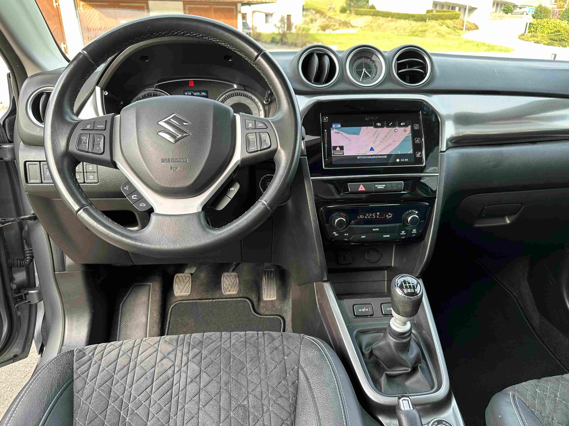 SUZUKI Vitara 1.4 T Generation Top Hybrid 4x4-image-8