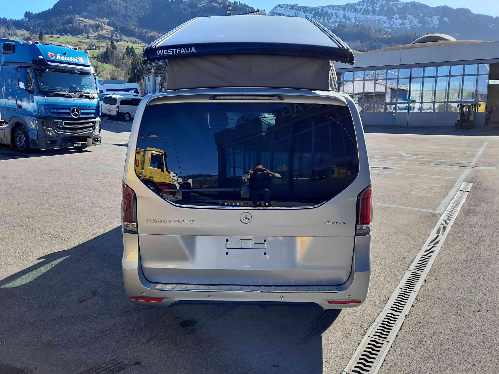 MERCEDES-BENZ Horizon 300d lang 4x4-image-4