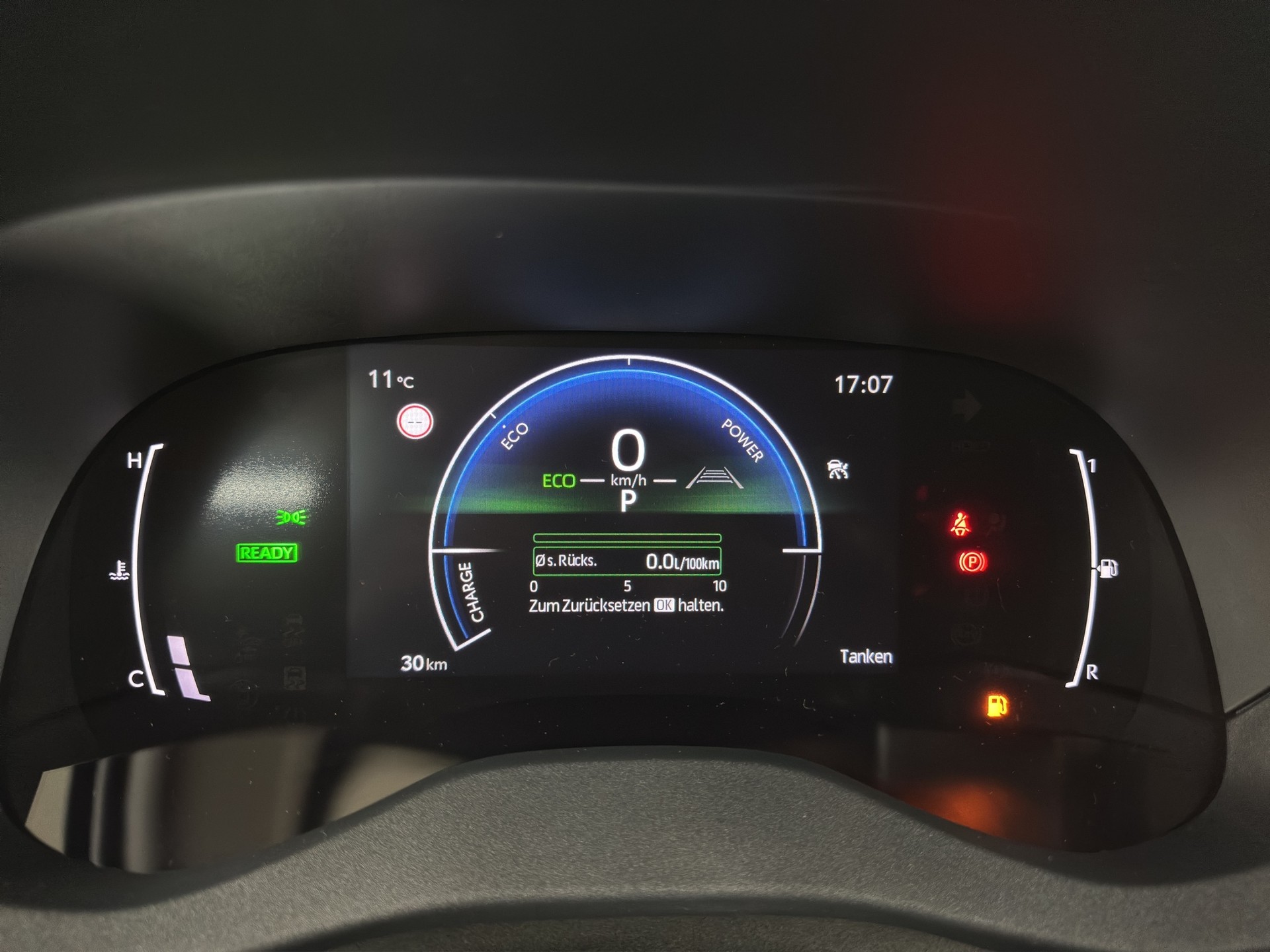 TOYOTA Yaris Cross 1.5 Comfort e-CVT-image-10
