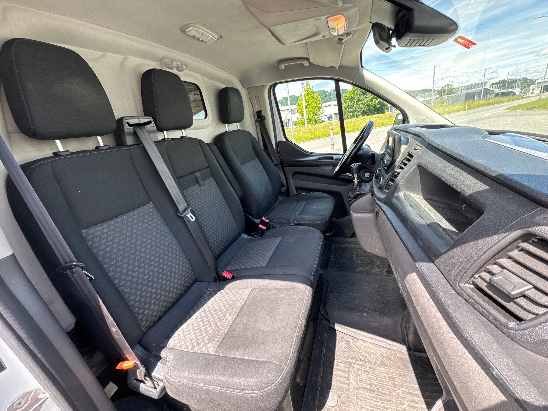 FORD Transit Custom Van 300 L1H1 Ambiente-image-7