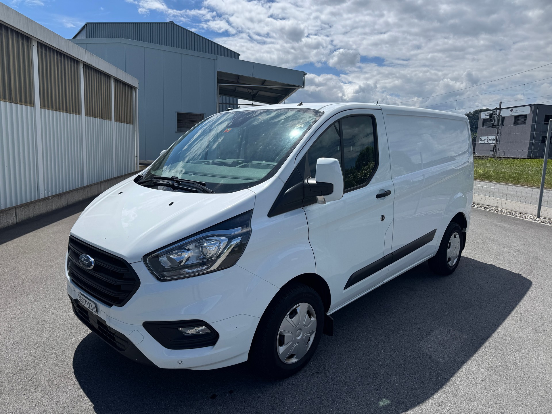 FORD Transit Custom Van 300 L1H1 Ambiente-image-0