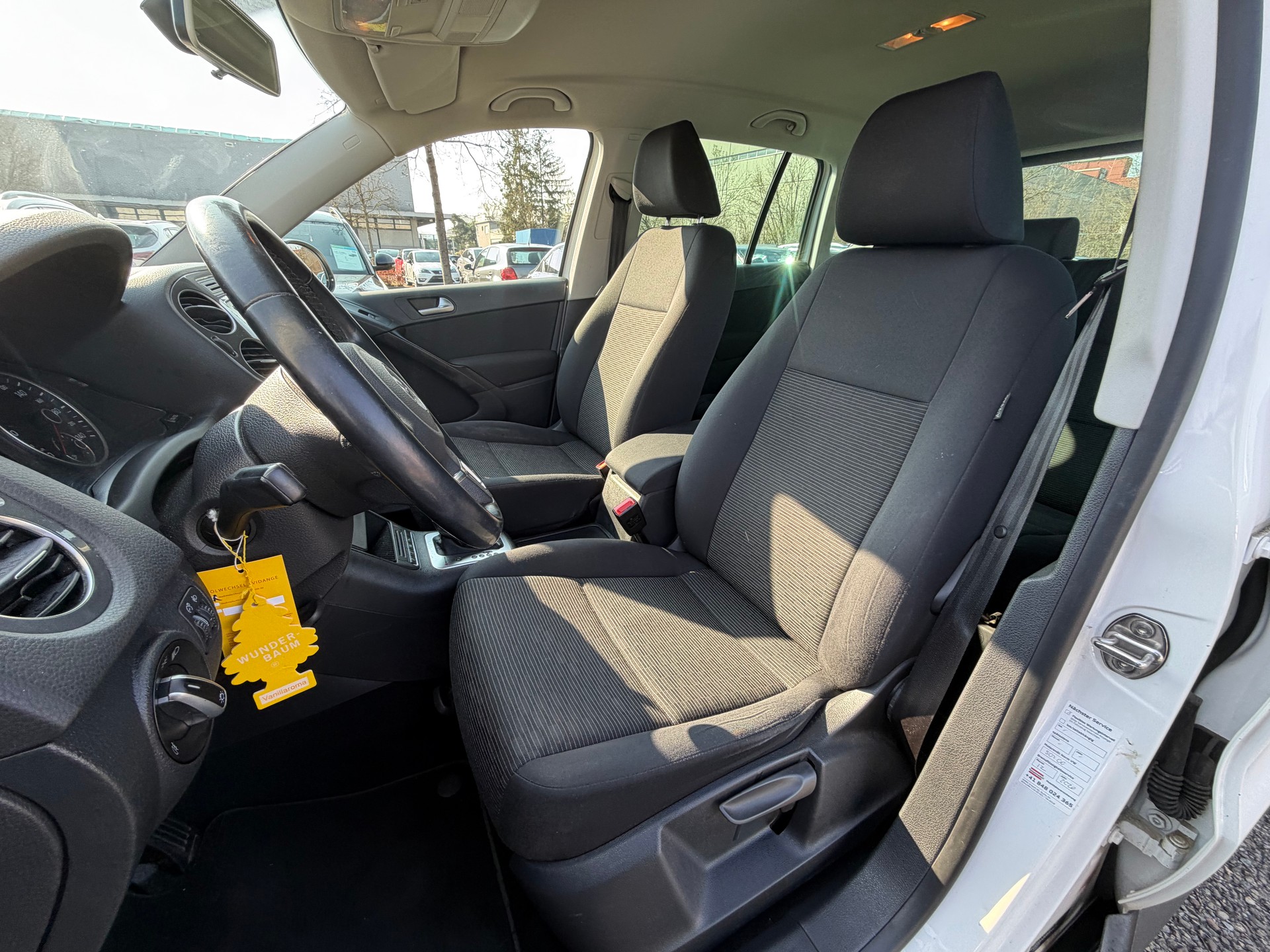 VW Tiguan 2.0 TDI BlueMotion Trend&Fun 4Motion DSG-image-8
