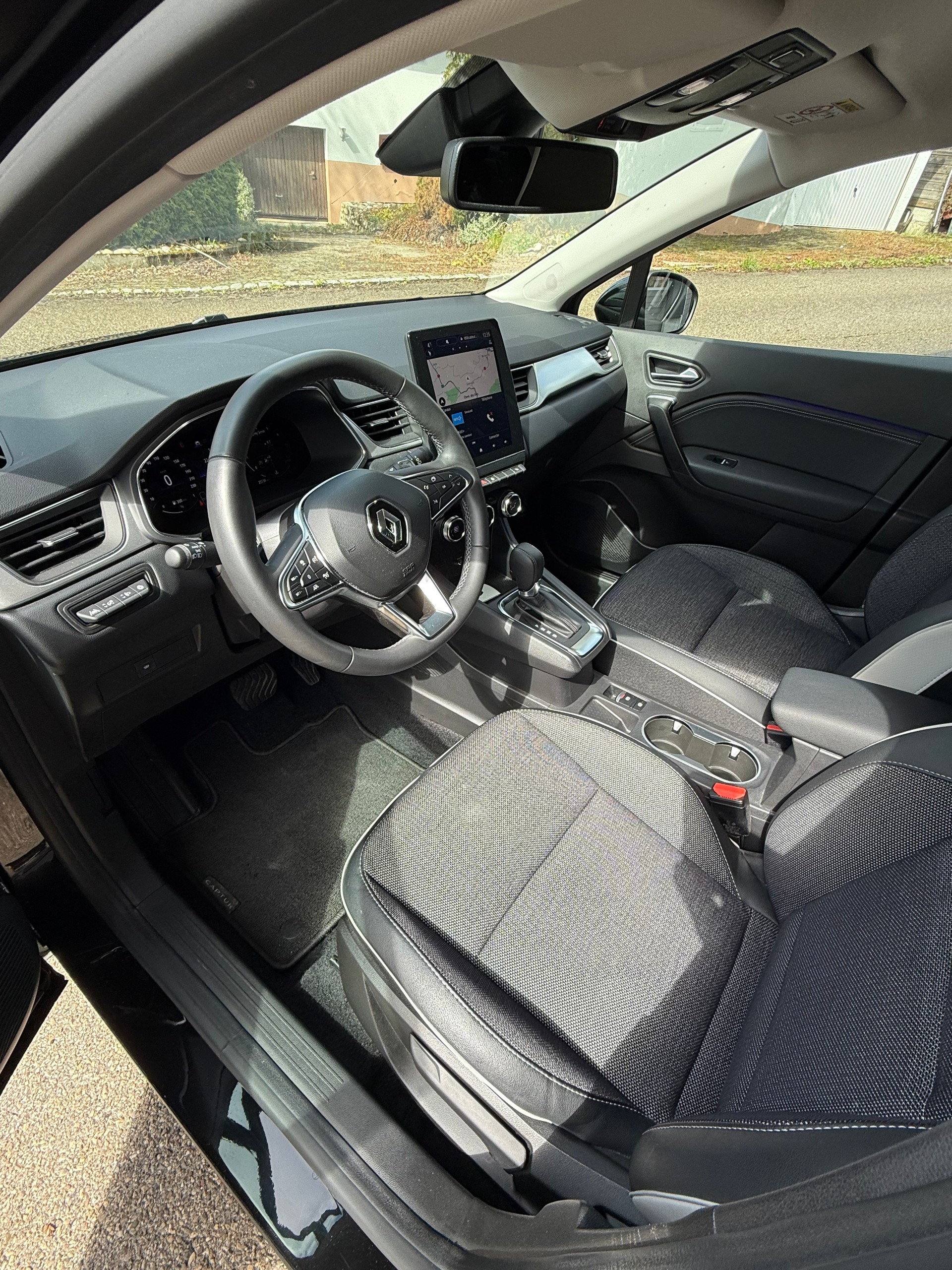 RENAULT Captur 1.3 TCe Techno EDC /VENDUE VERKAUFT-image-6