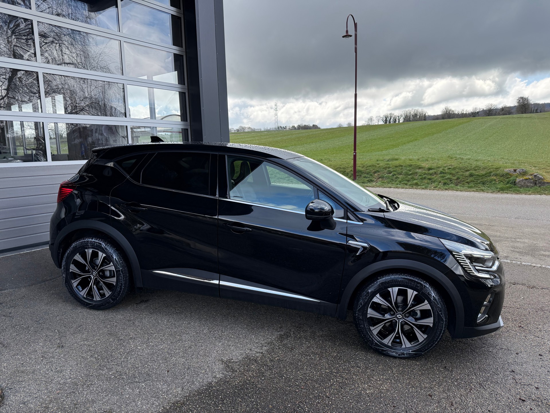 RENAULT Captur 1.3 TCe Techno EDC /VENDUE VERKAUFT