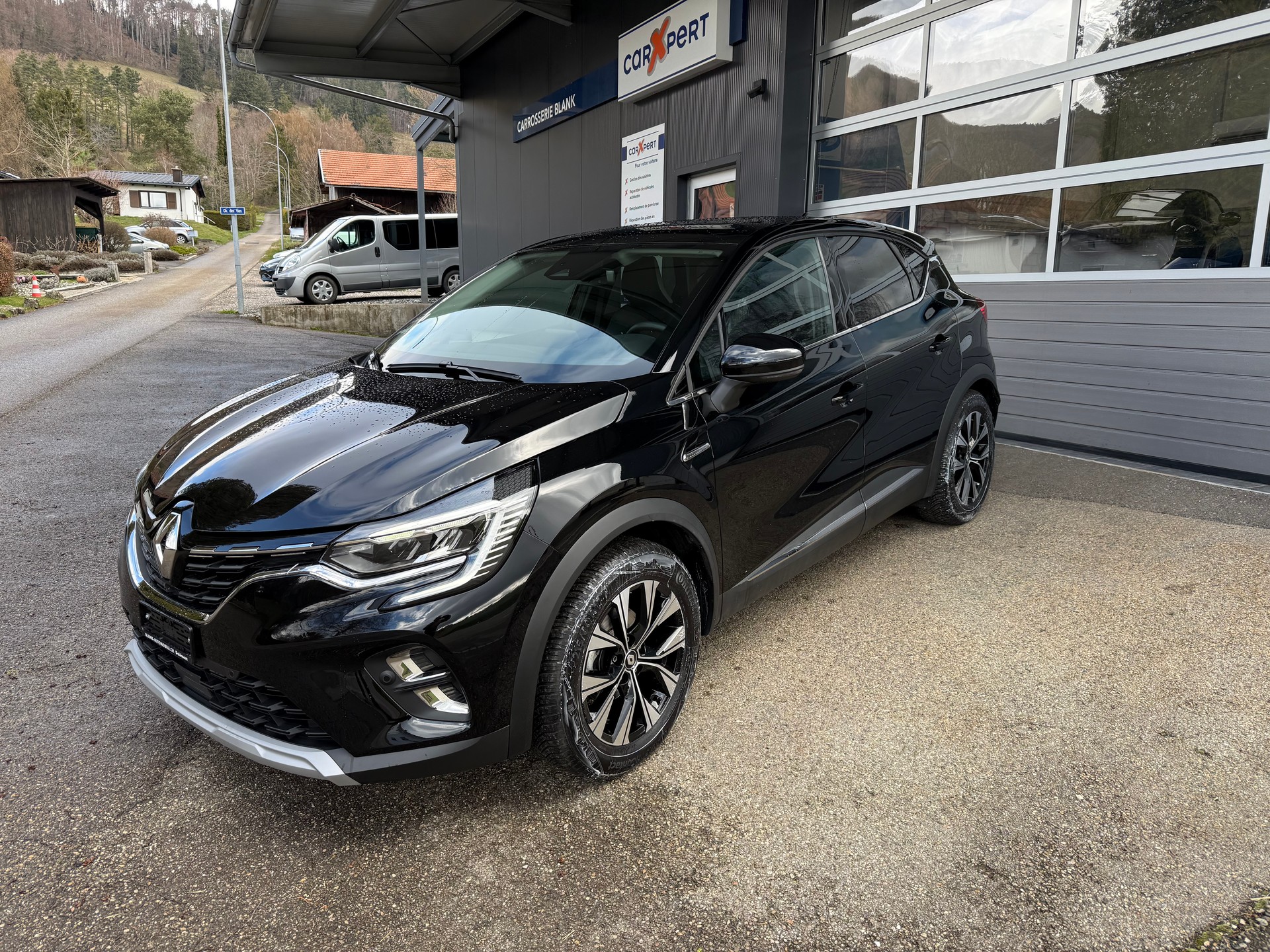 RENAULT Captur 1.3 TCe Techno EDC /VENDUE VERKAUFT-image-3