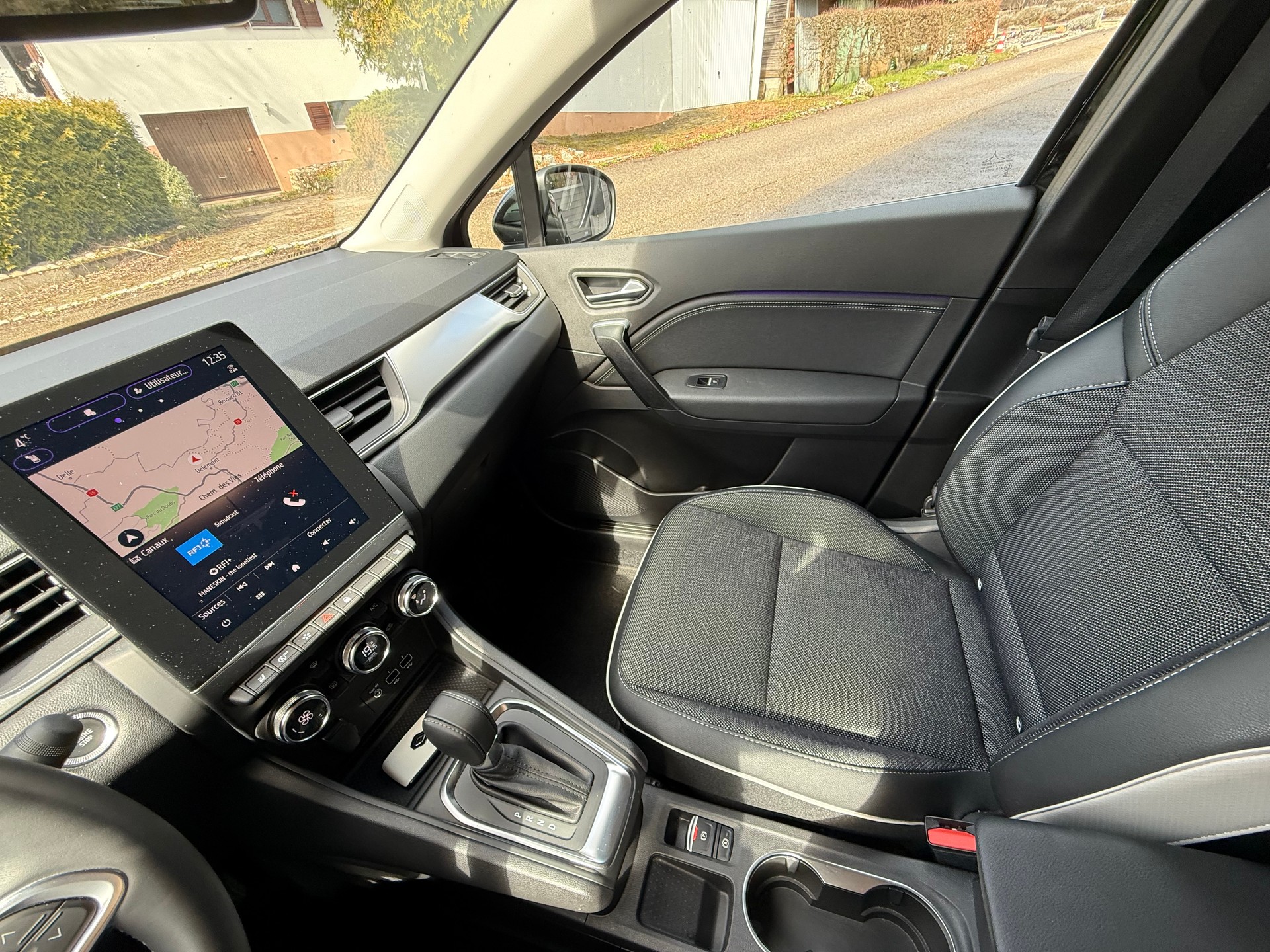 RENAULT Captur 1.3 TCe Techno EDC /VENDUE VERKAUFT-image-7
