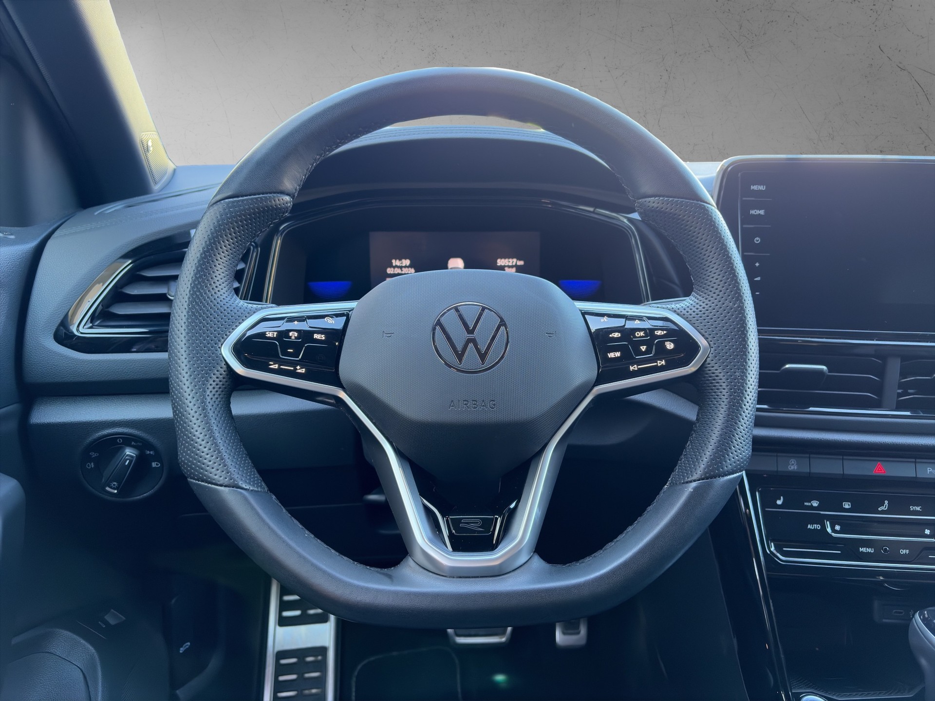 VW T-Roc 2.0 TSI R-Line DSG 4Motion-image-13