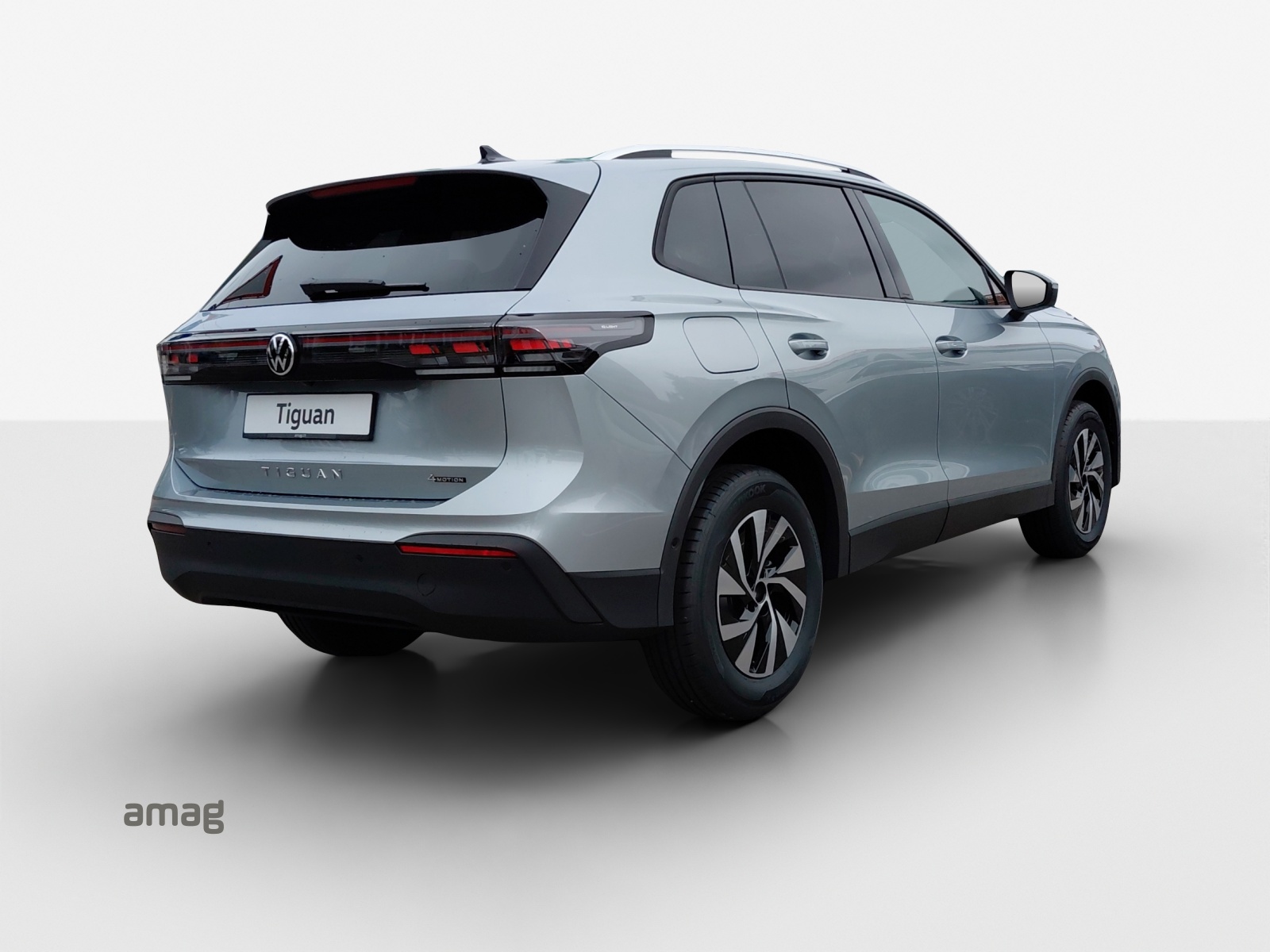 VW Tiguan 2.0 TSI DSG Life 4Motion-image-4