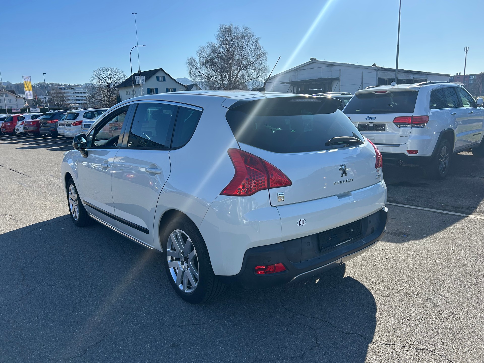 PEUGEOT 3008 HYbrid4 2.0 HDI EGS6-image-7