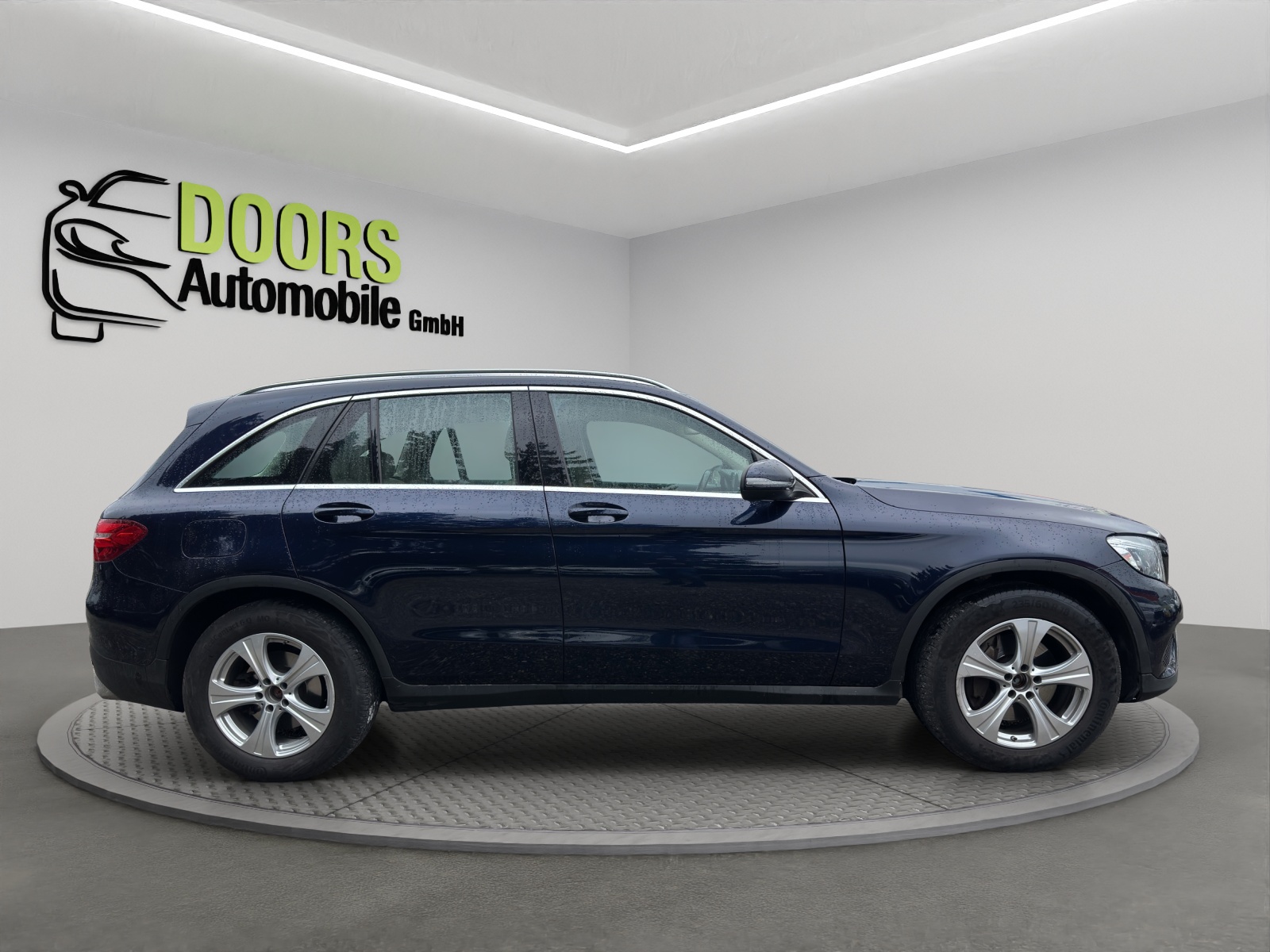 MERCEDES-BENZ GLC 250 d AMG Line 4Matic 9G-Tronic-image-8