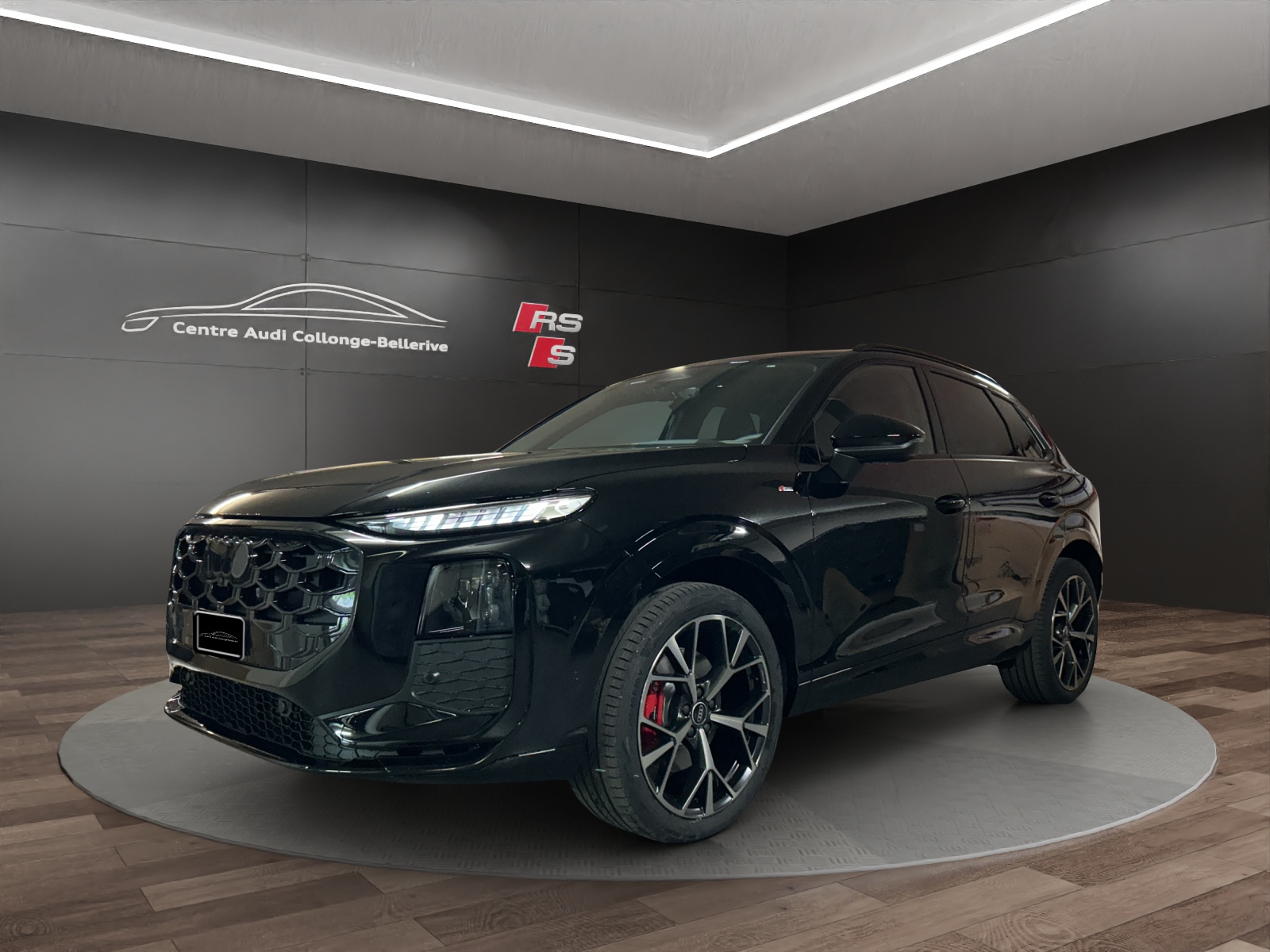 AUDI Q3 SUV TFSI quattro 195 kW S tronic-image-0