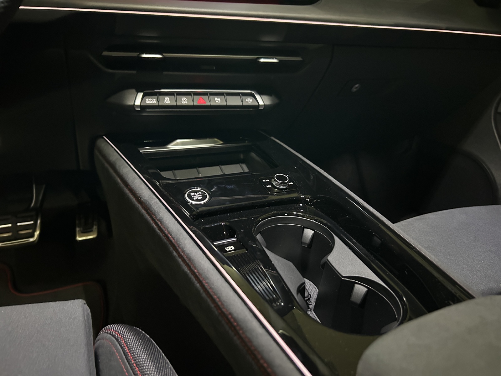 AUDI Q3 SUV TFSI quattro 195 kW S tronic-image-13