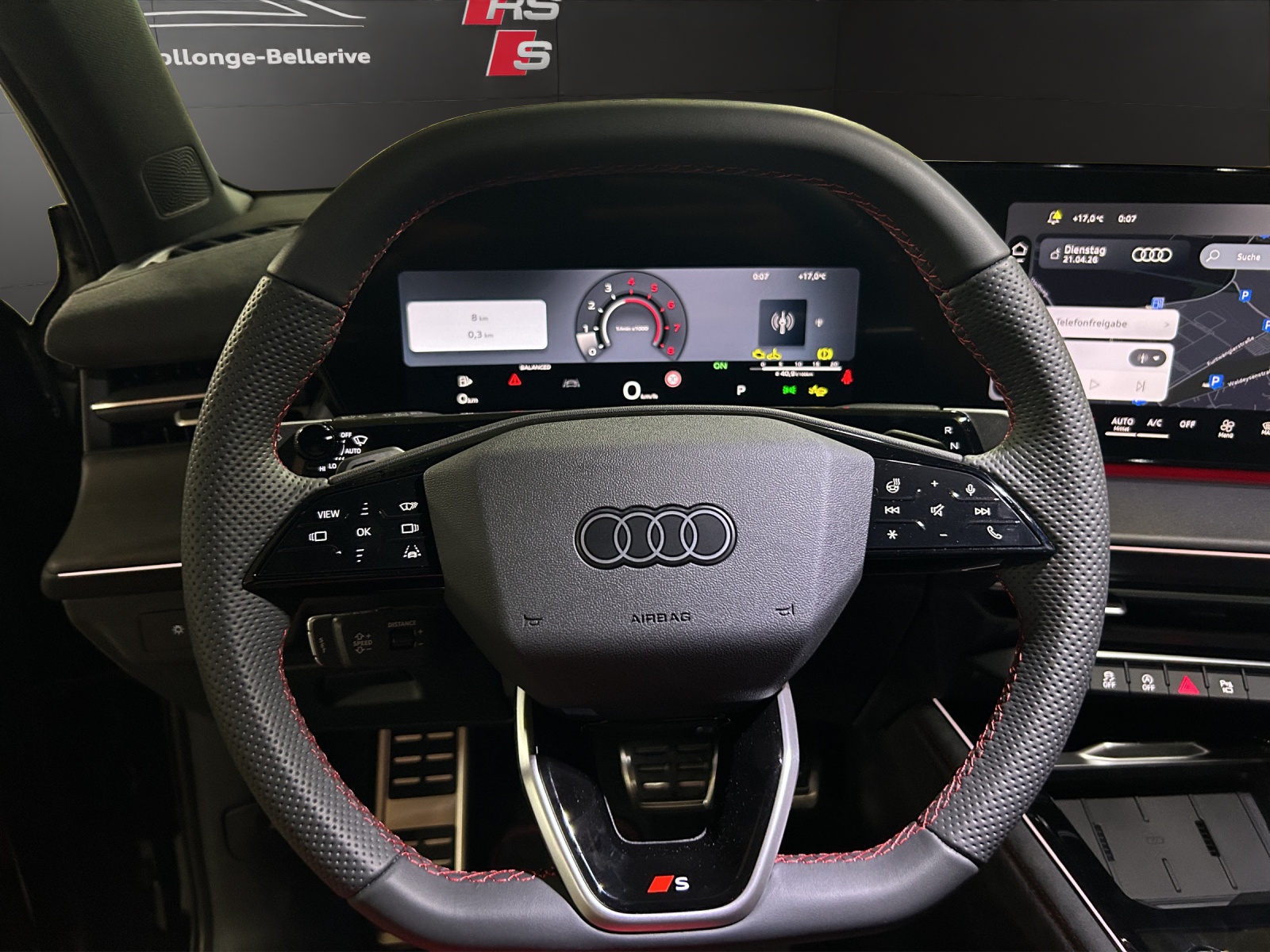 AUDI Q3 SUV TFSI quattro 195 kW S tronic-image-9