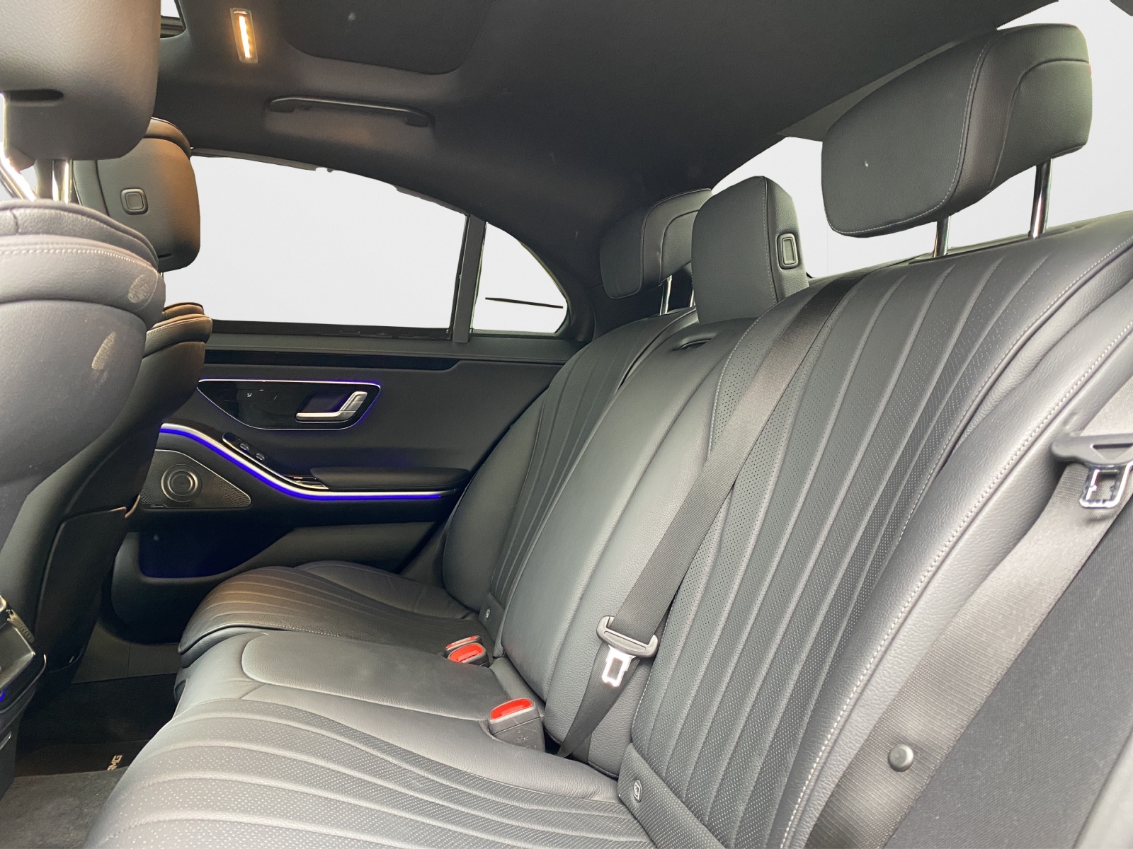 MERCEDES-BENZ S 400 d 4Matic AMG Line 9G-Tronic-image-16