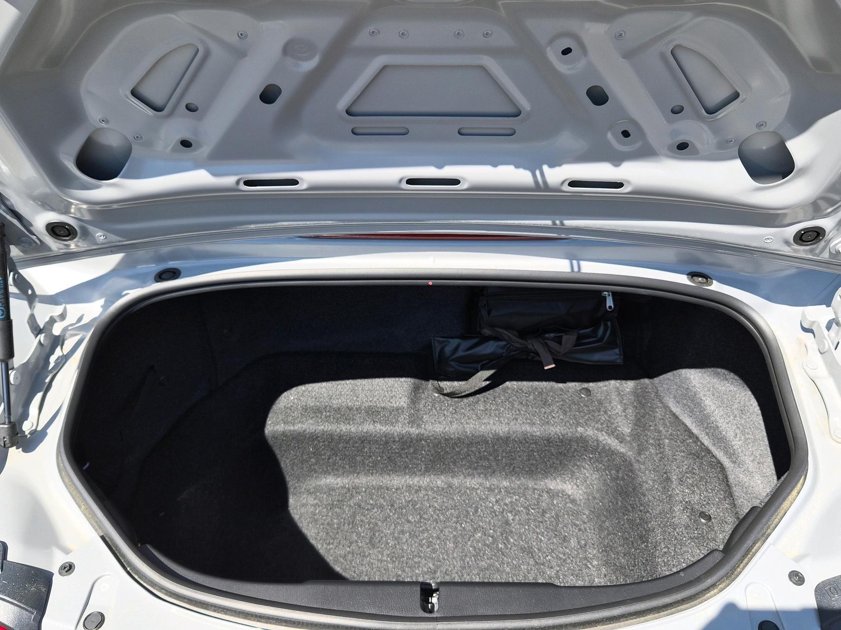 MAZDA MX-5 Skyactiv-G 132 Exclusive-line-image-14