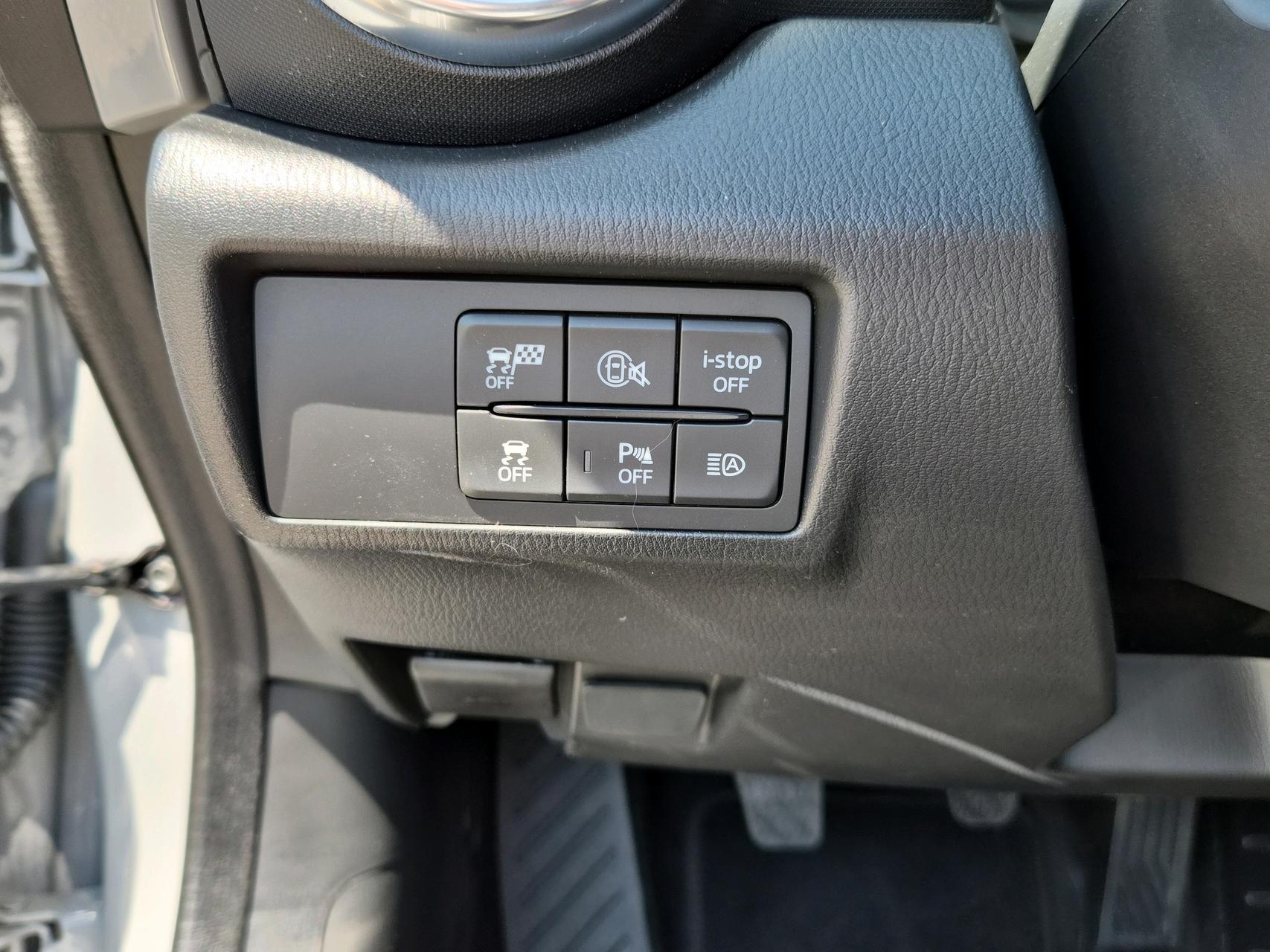 MAZDA MX-5 Skyactiv-G 132 Exclusive-line-image-13