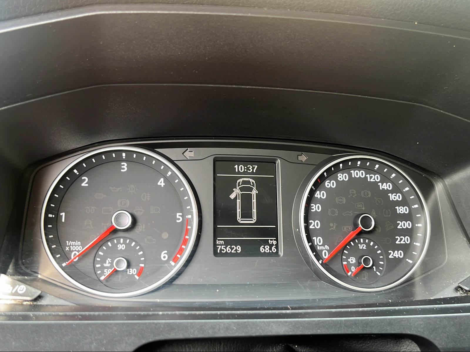 VW T6.1 Multivan 2.0 TDI Trendline DSG-showroom-element-3