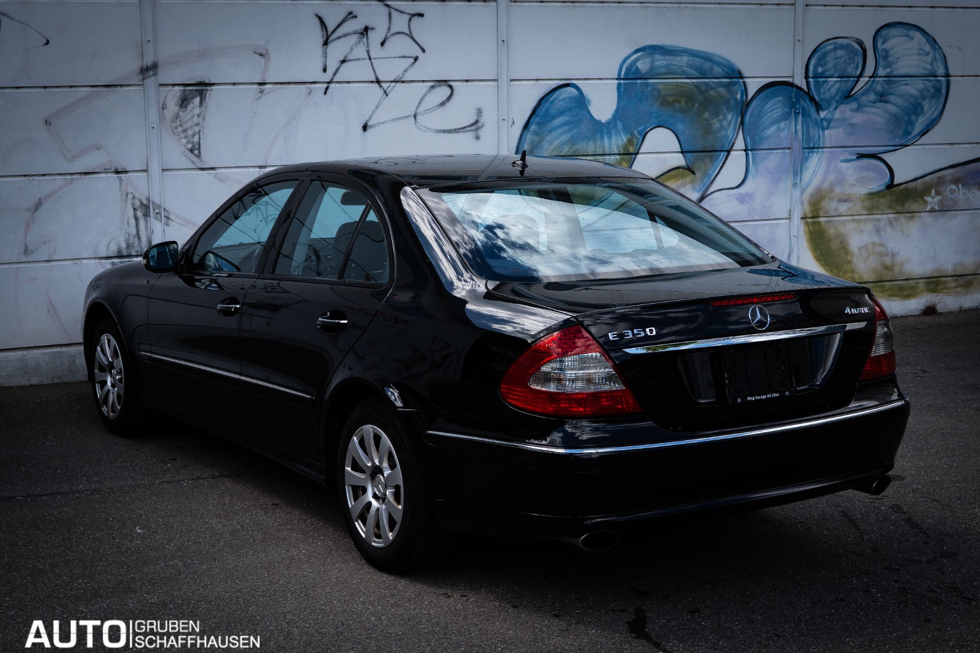MERCEDES-BENZ E 350 Avantgarde 4Matic Automatic-image-24