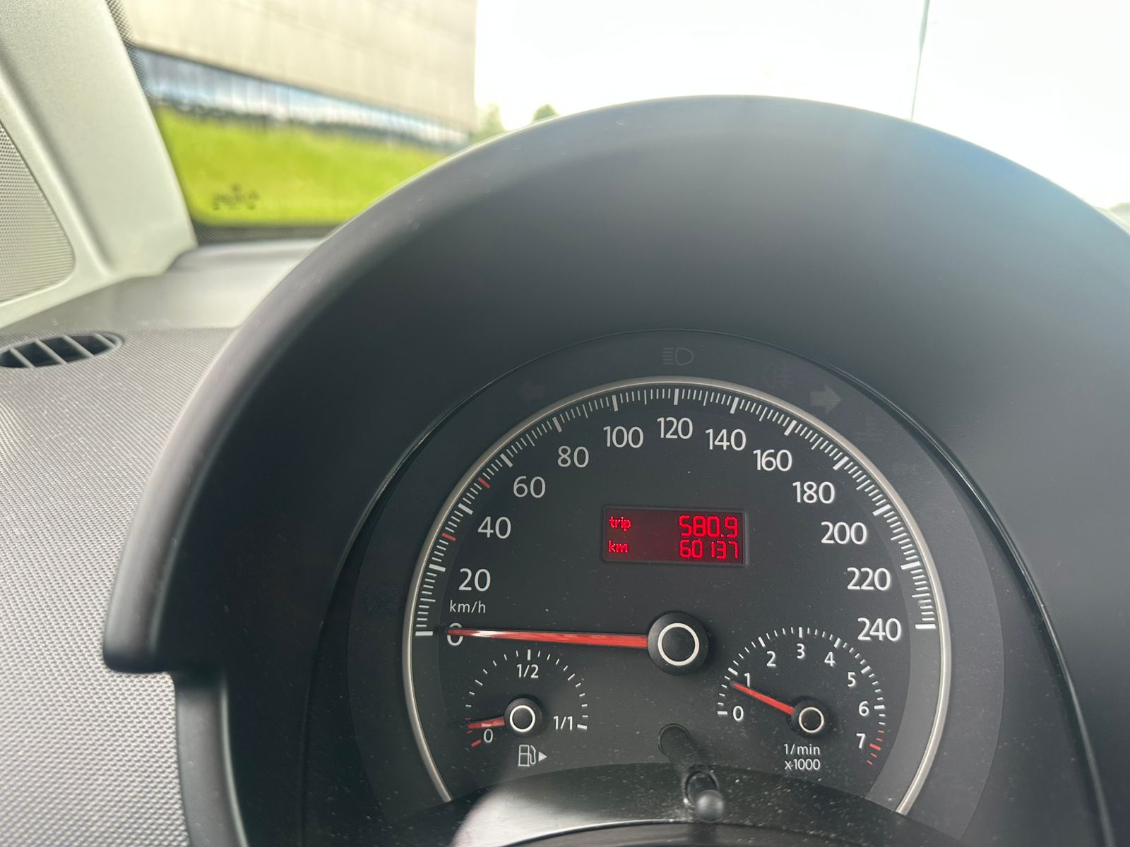 VW Beetle 1.8 T Sixty-image-5