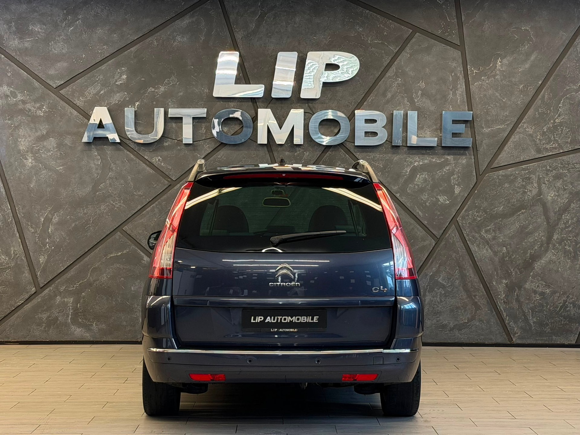 CITROEN Grand C4 Picasso 2.0 HDI Exclusive EGS6-image-6